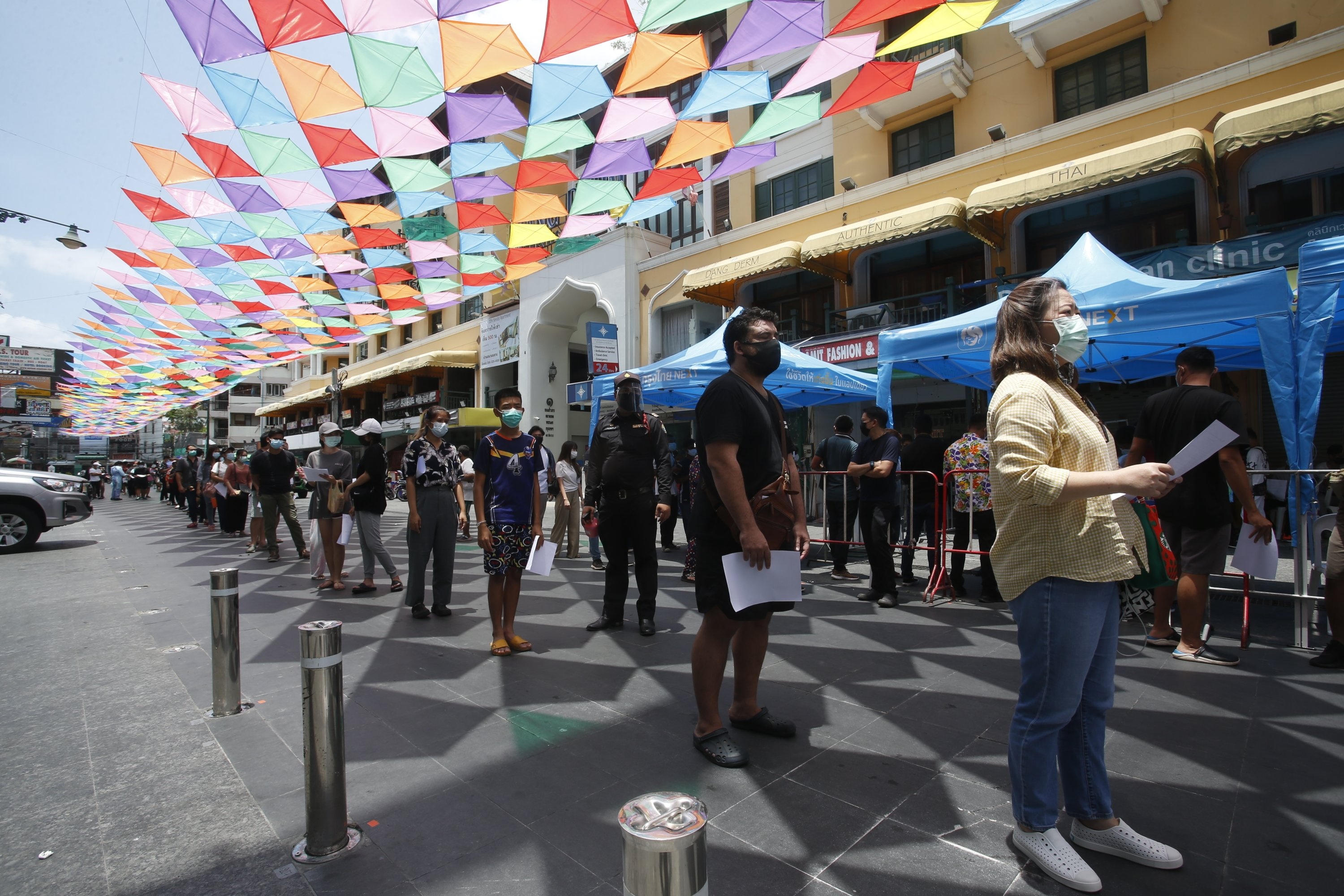 Du lich vaccine dem lai tuong lai dep nhung nhieu rui ro anh 2