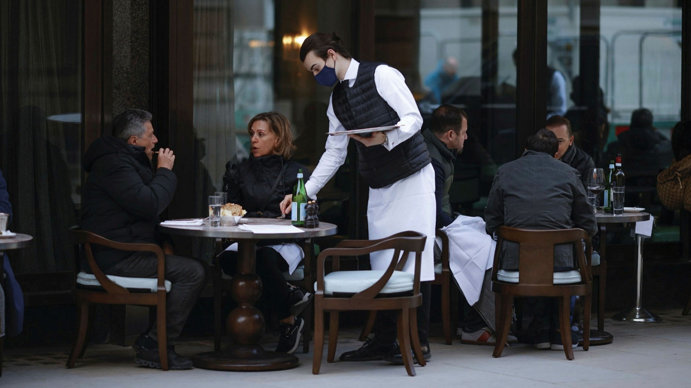 nguoi My di du lich he anh 3