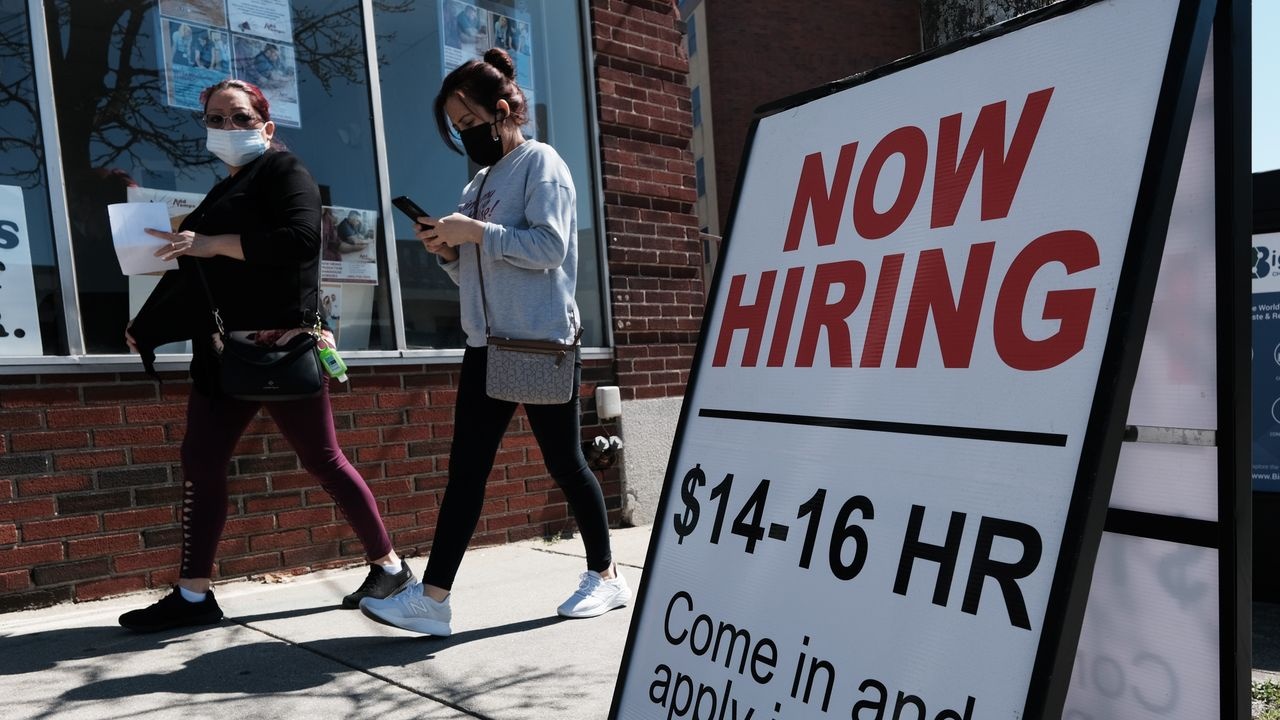 Doanh nghiep nho My thieu lao dong anh 3