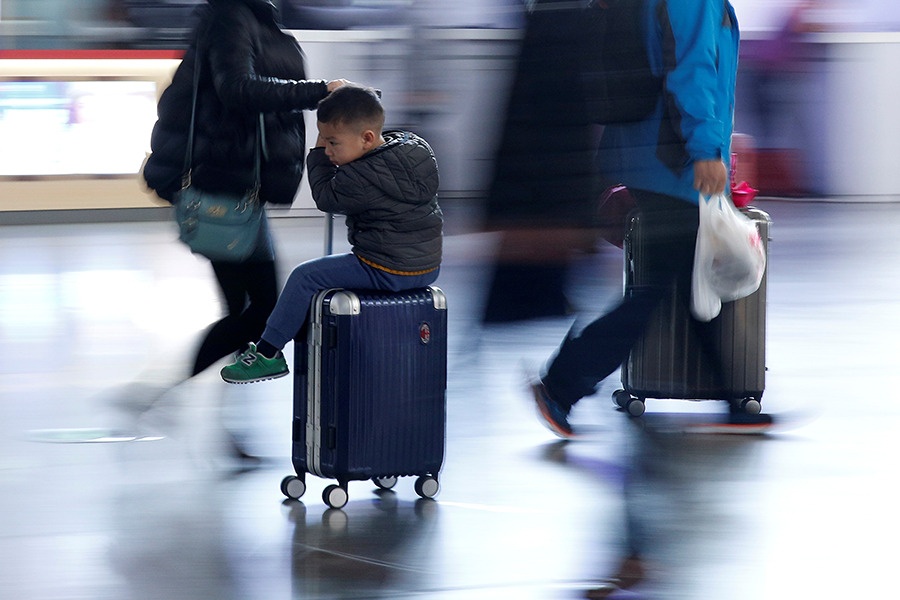 Lao dong nhap cu Trung Quoc roi bo cac do thi lon hinh anh