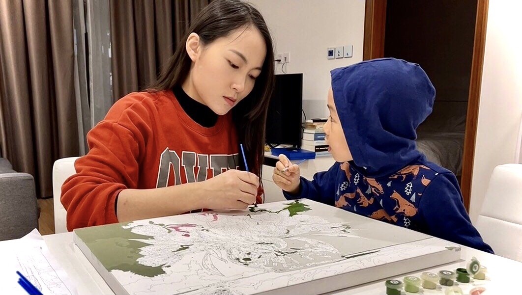 Tranh son dau so hoa dat khach hinh anh