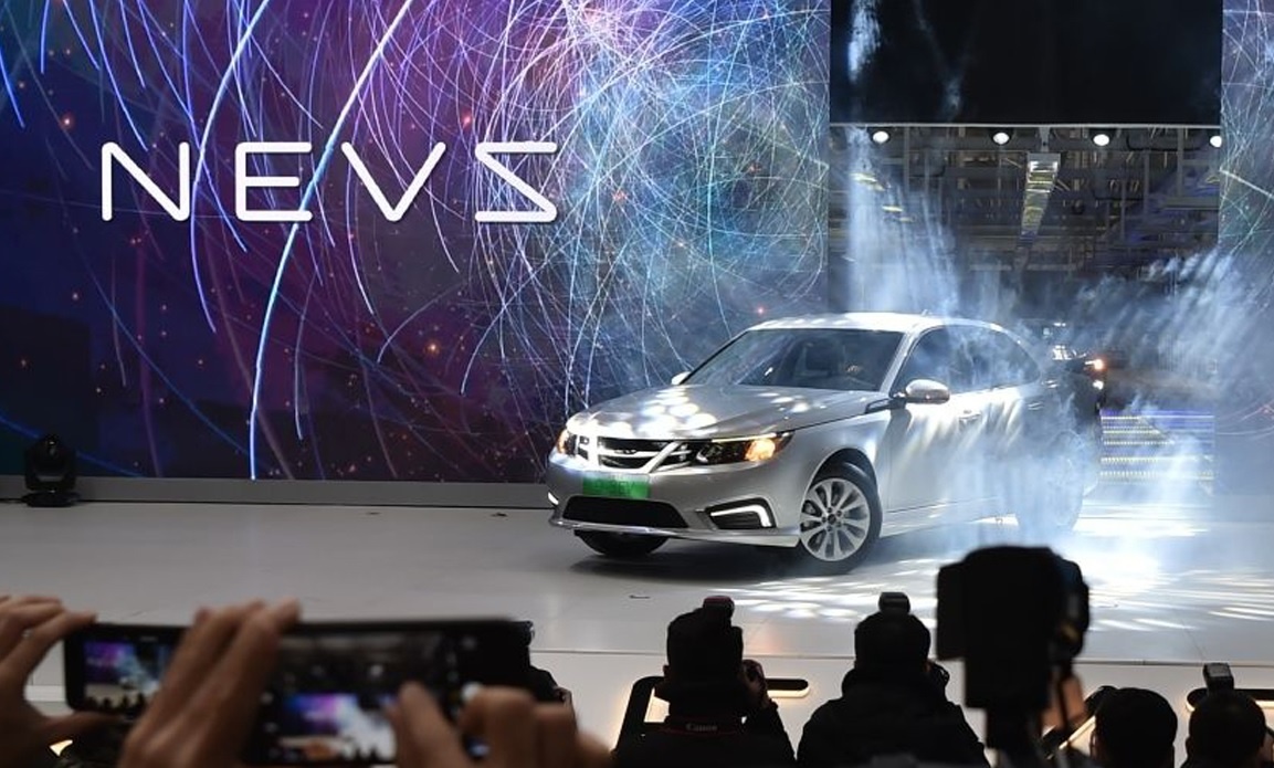 Hang xe dien cua tap doan bat dong san lon nhat Trung Quoc lao doc hinh anh