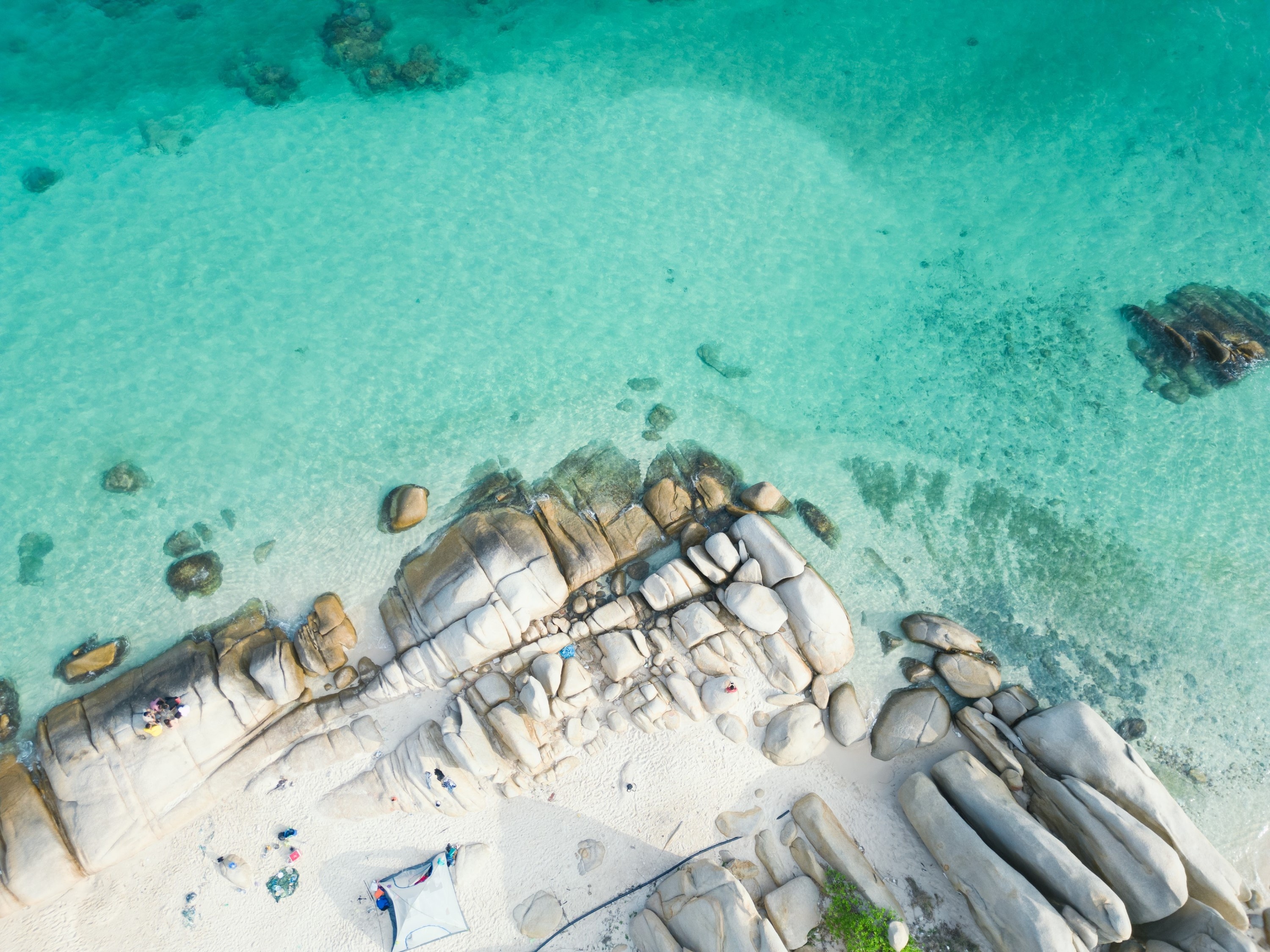 24 gio kham pha hon dao thien duong cua Binh Thuan hinh anh