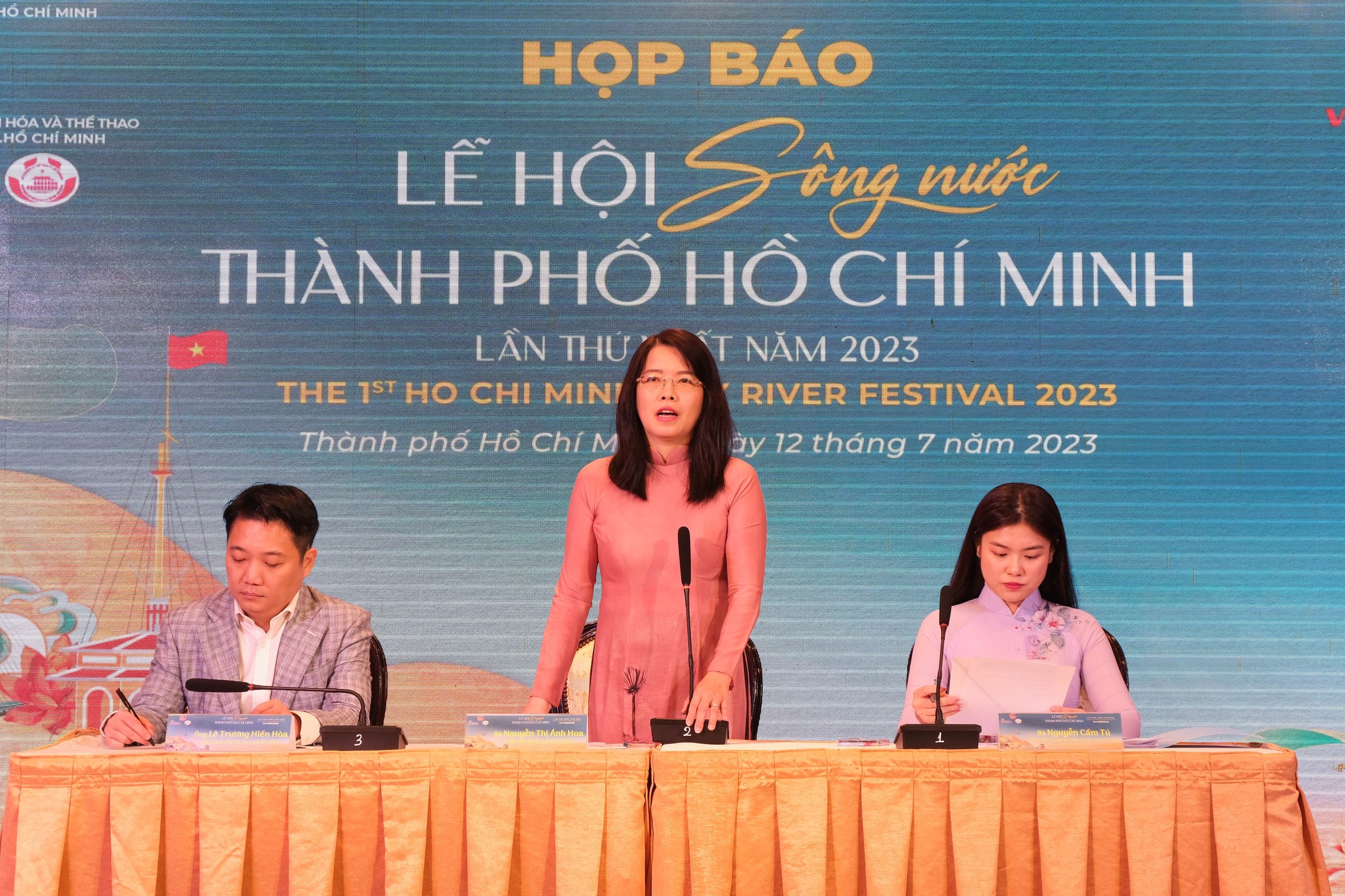 TP.HCM lan dau to chuc Le hoi Song nuoc hinh anh