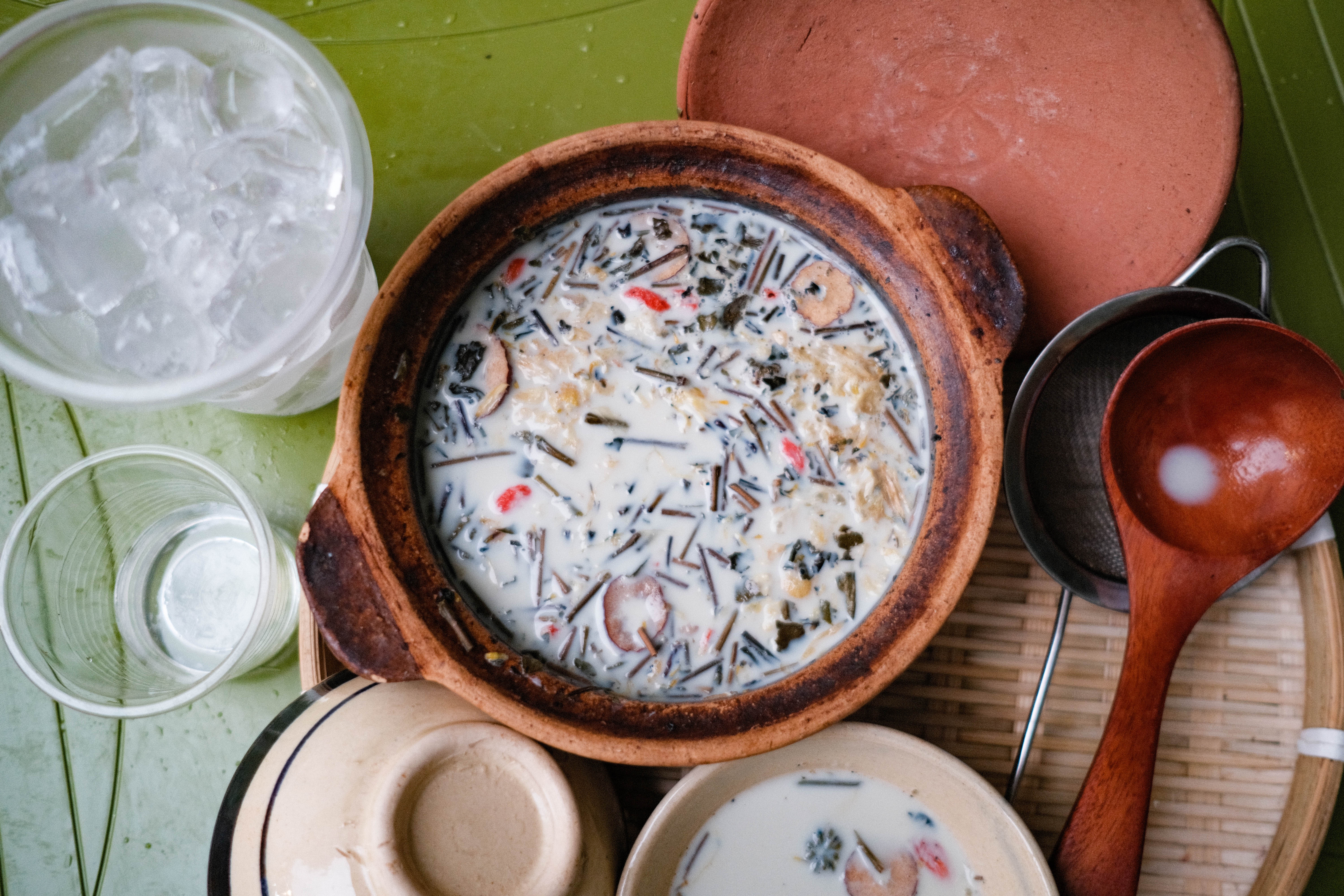 Doi hon mot gio moi thu duoc loai tra sua sieu 'hot' nay hinh anh