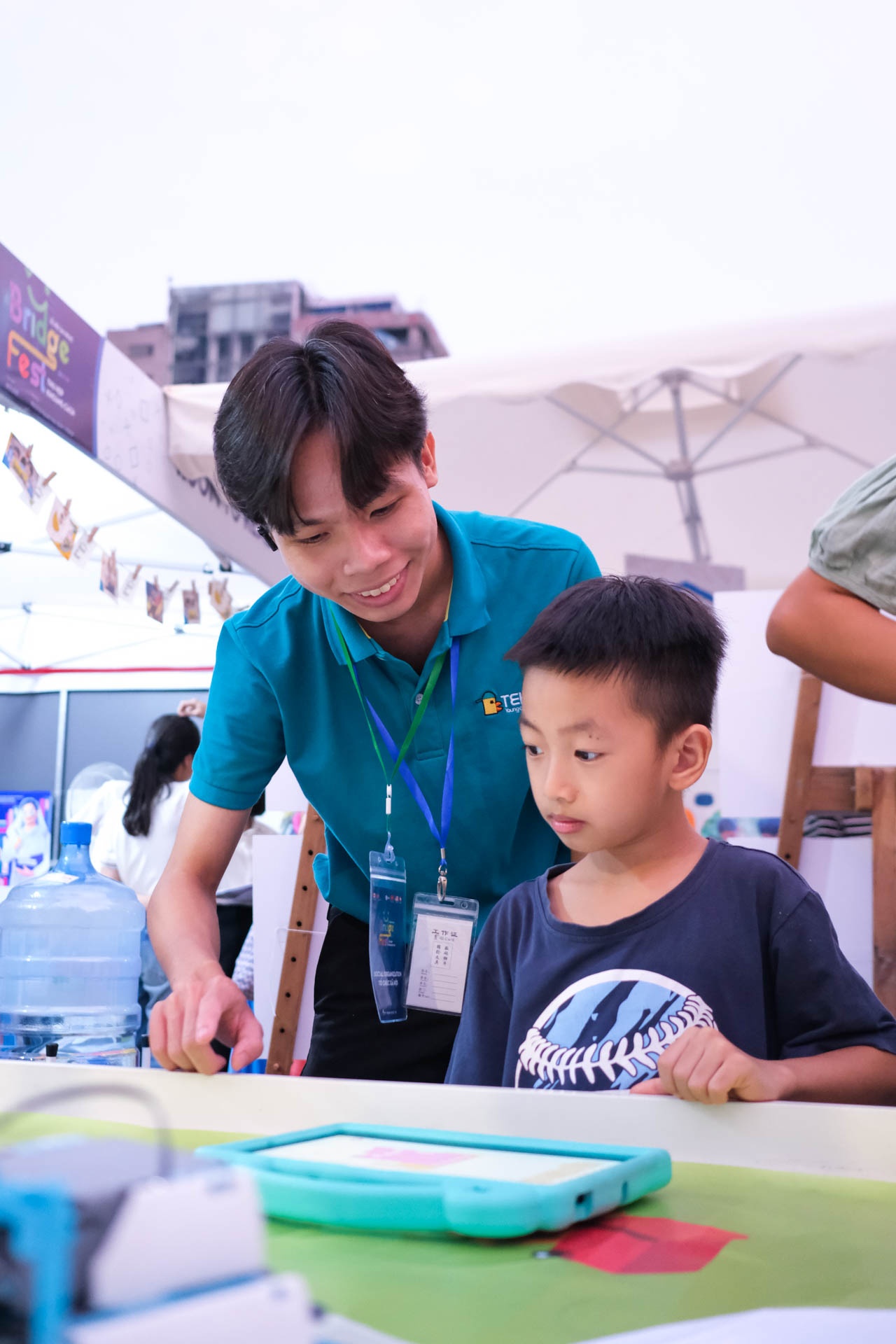 BridgeFest ảnh 6 BridgeFest anh 6