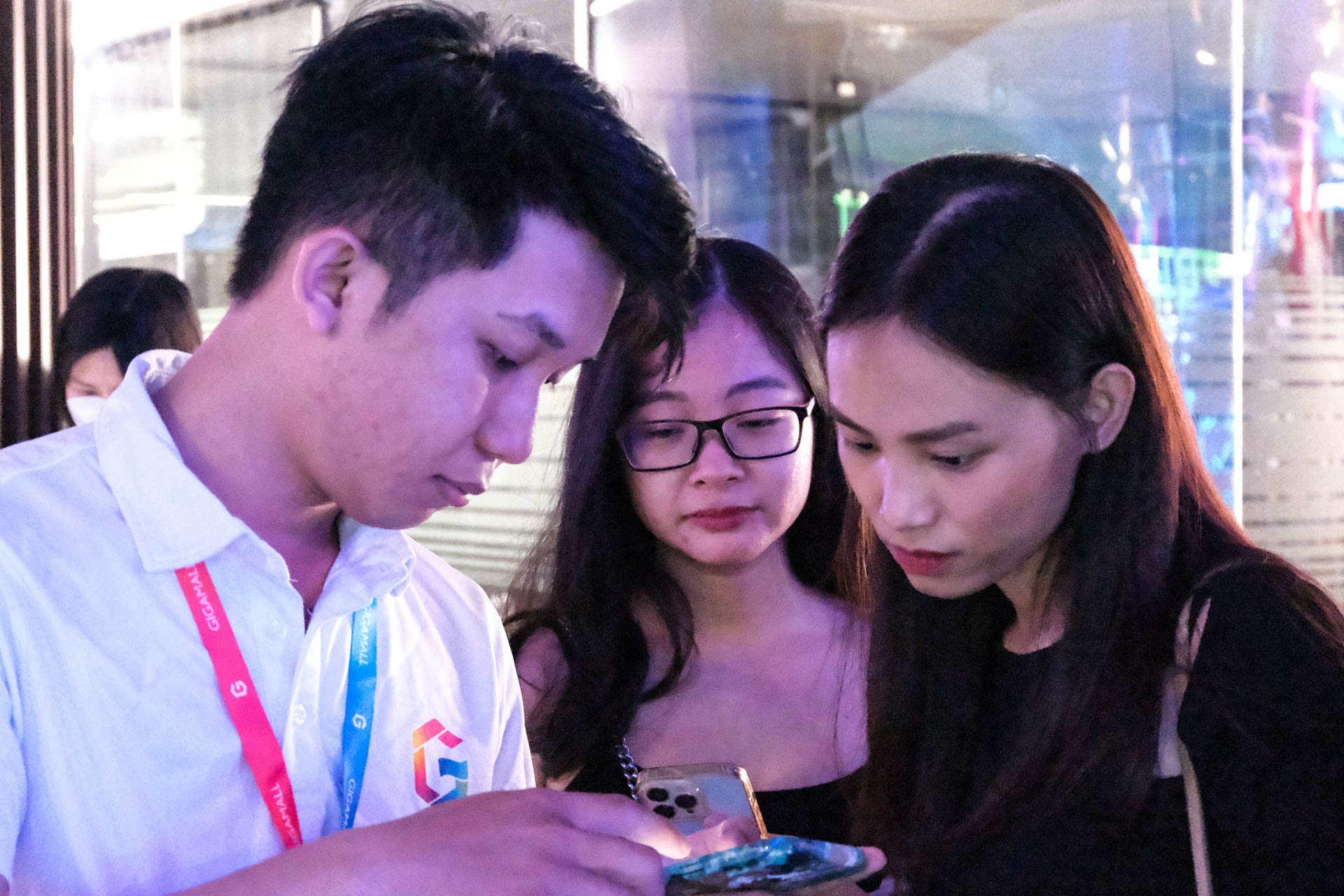 Trien lam Van Gogh anh 3