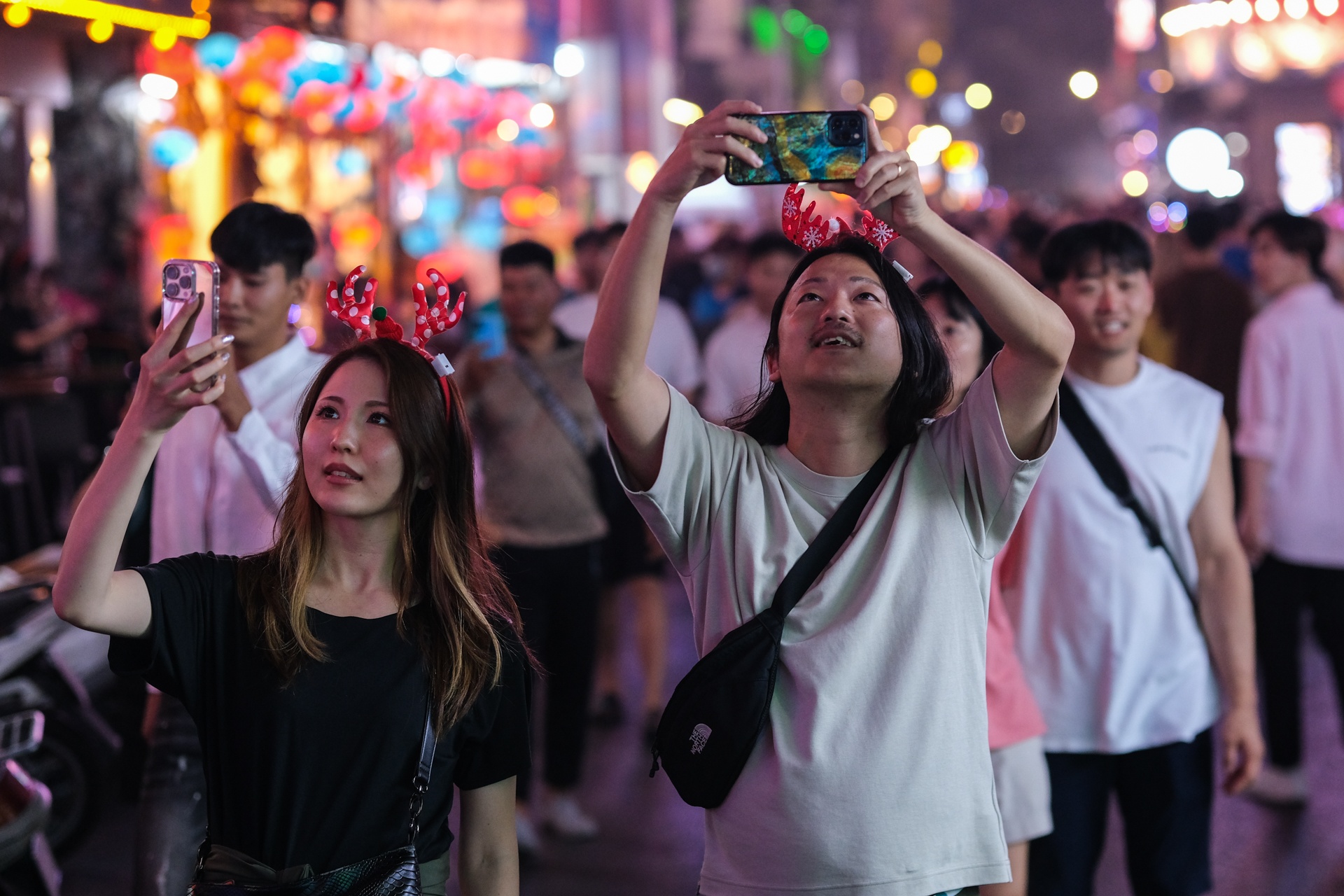 Khach Tay don Noel anh 5