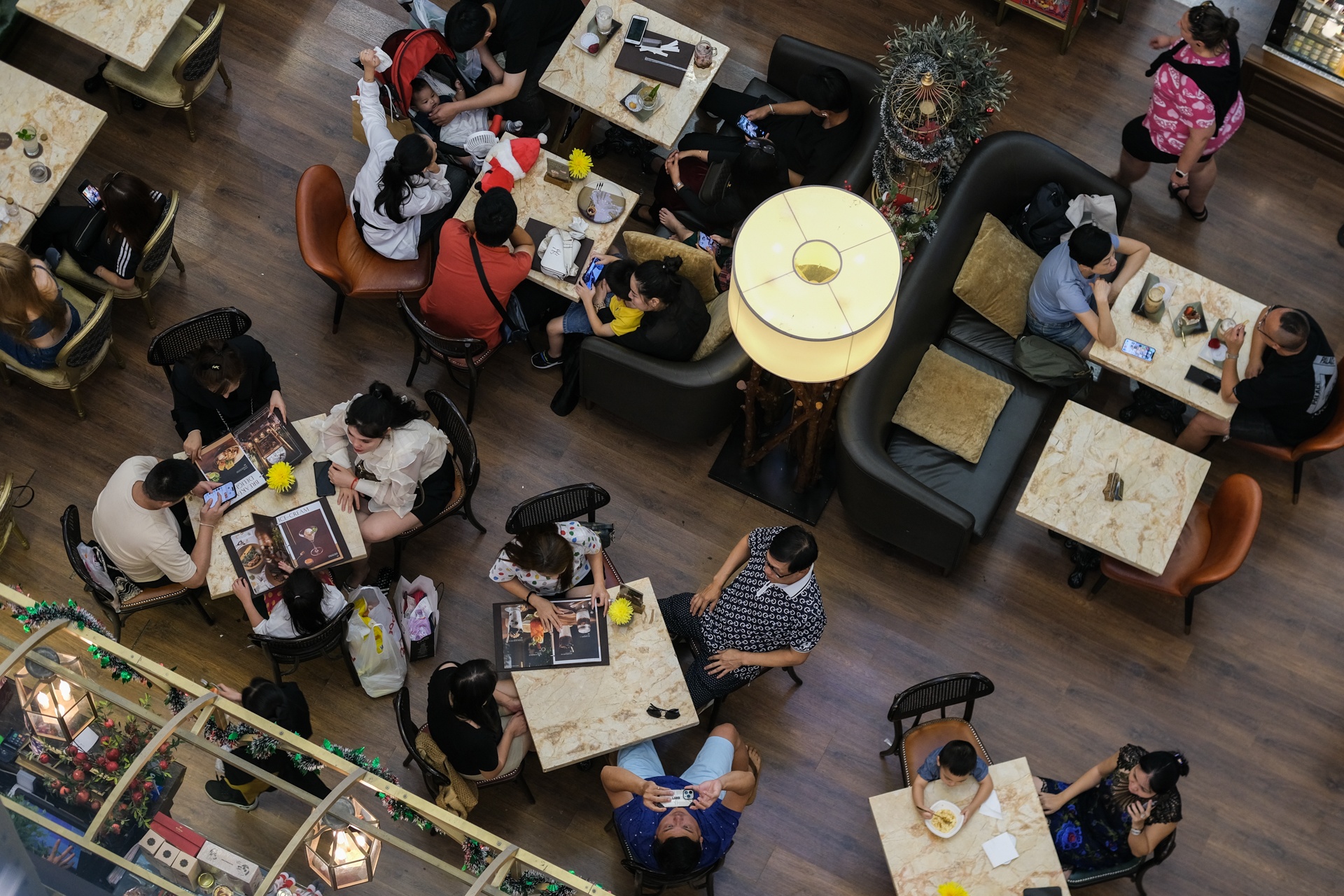 Trung tam thuong mai anh 6