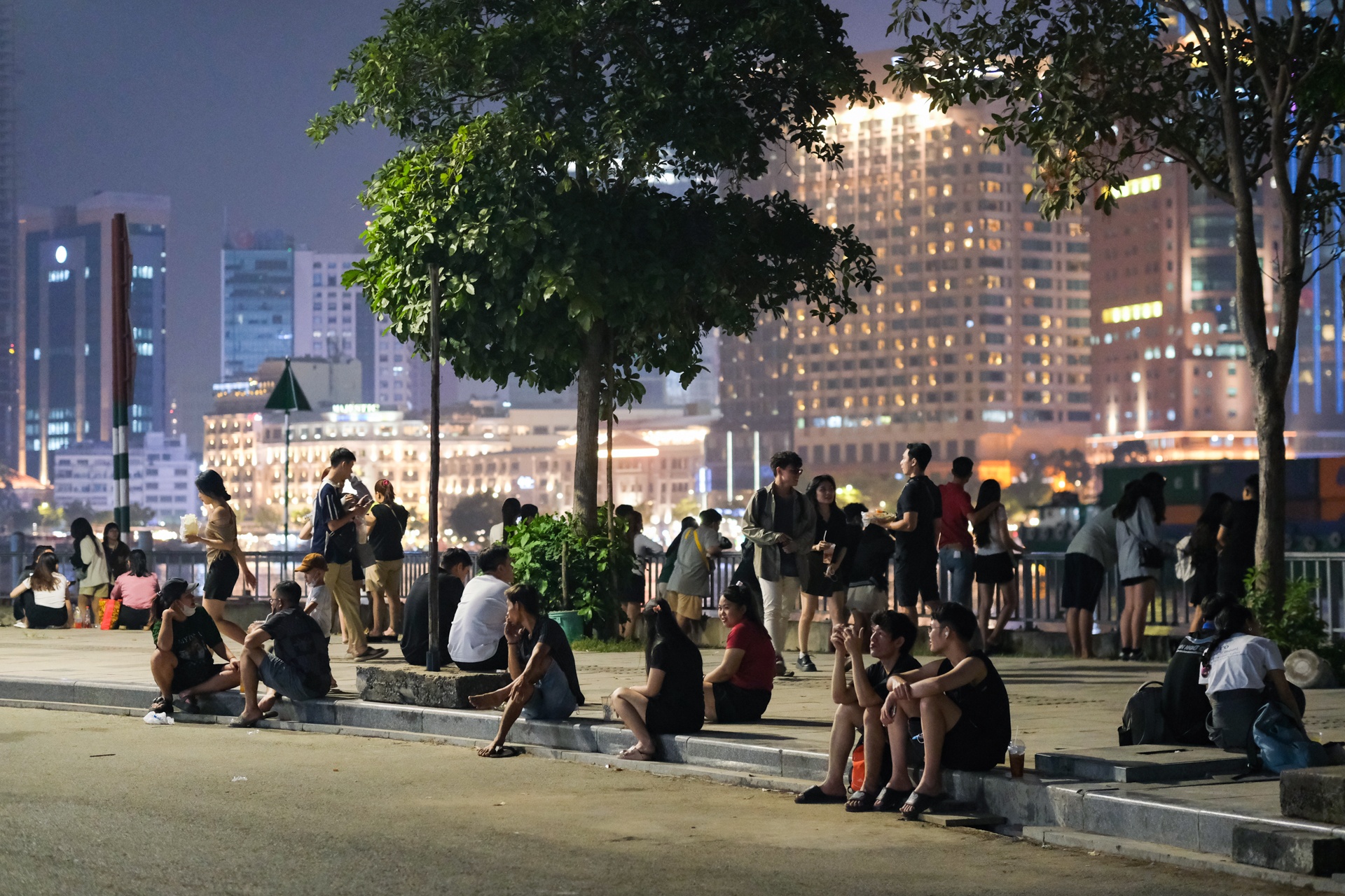 Cong vien bo song anh 9