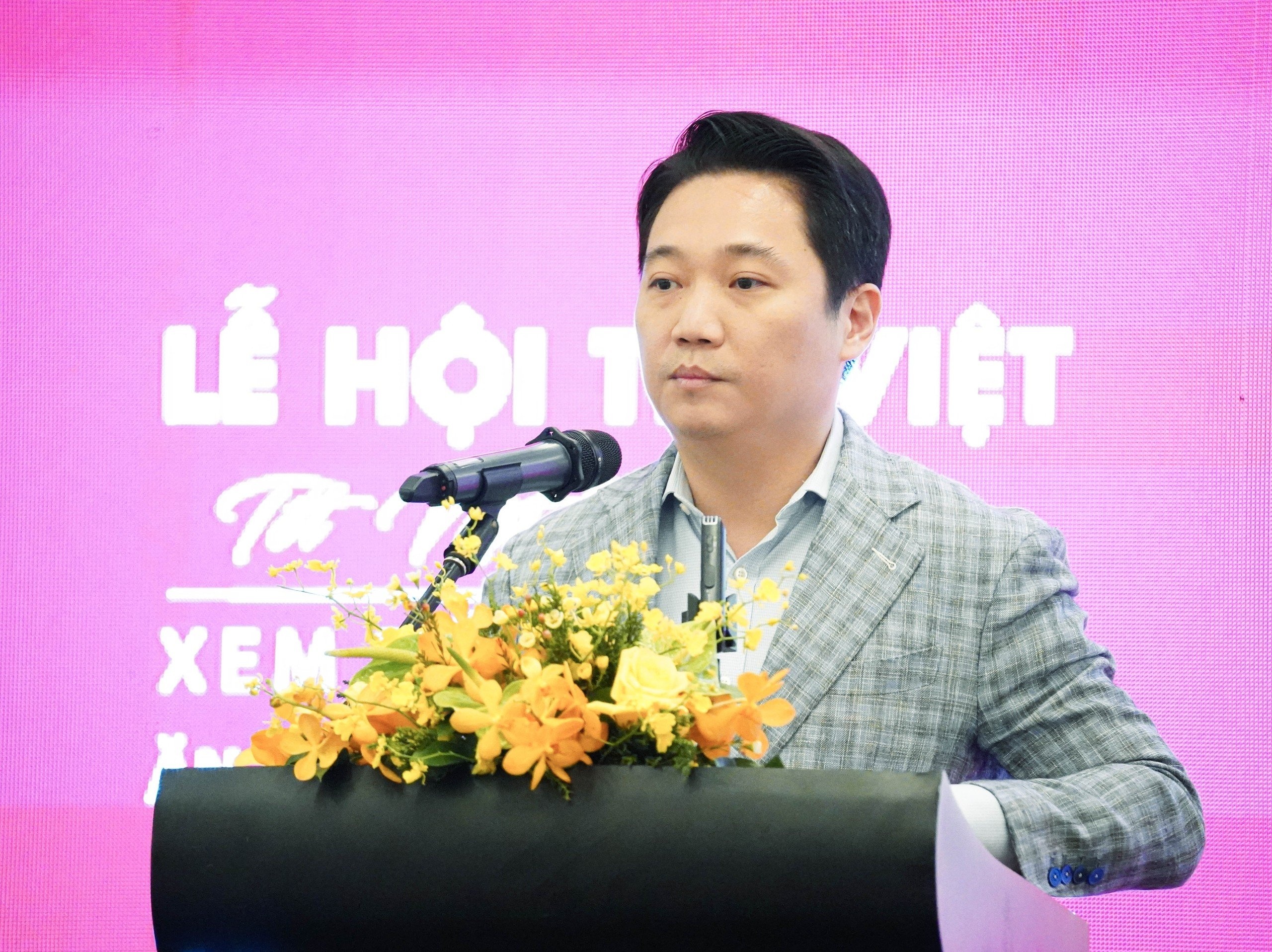 Le hoi Tet Viet anh 2