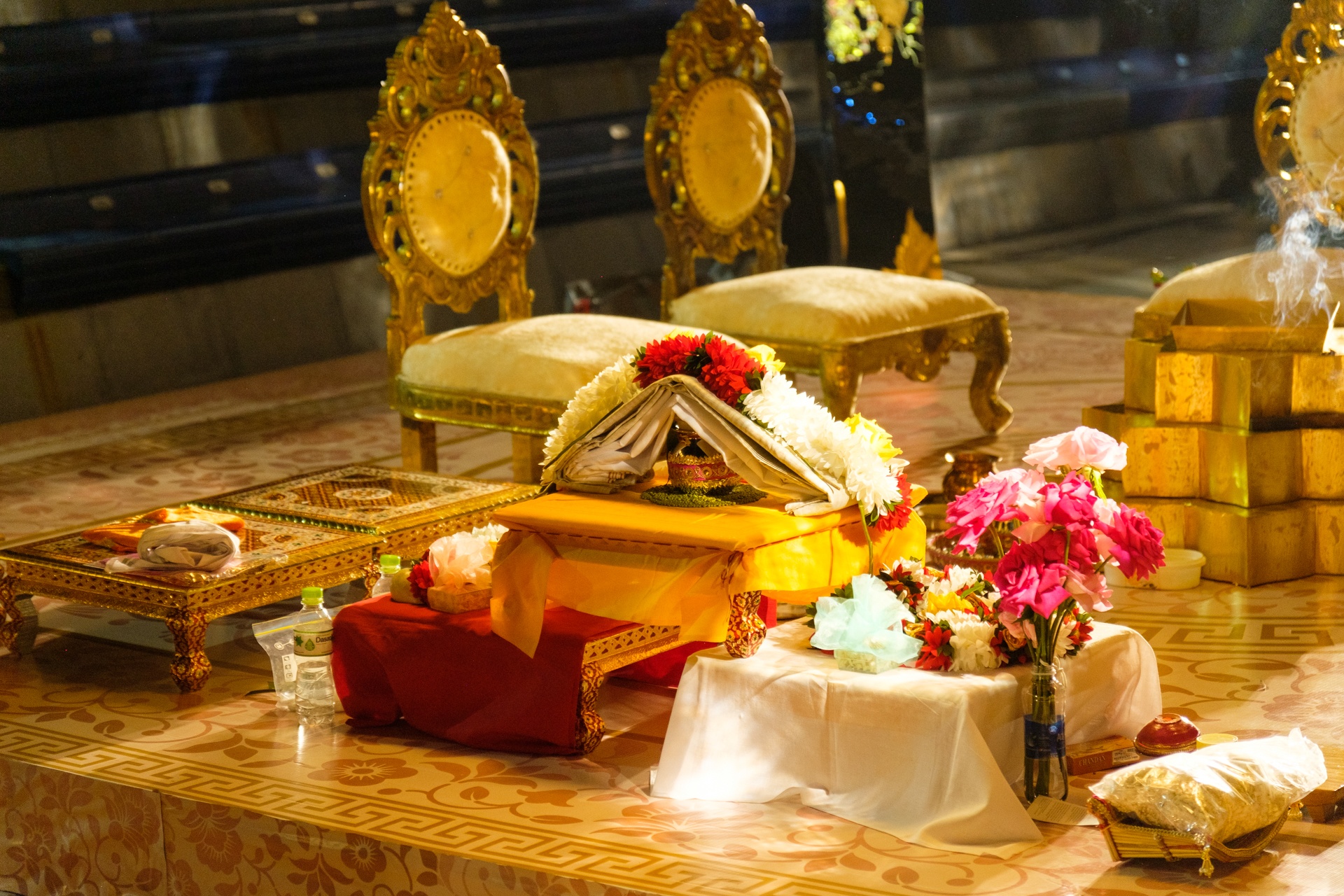 He lo anh cap doi An Do bao tron resort 5 sao cho dam cuoi o Phu Quoc hinh anh