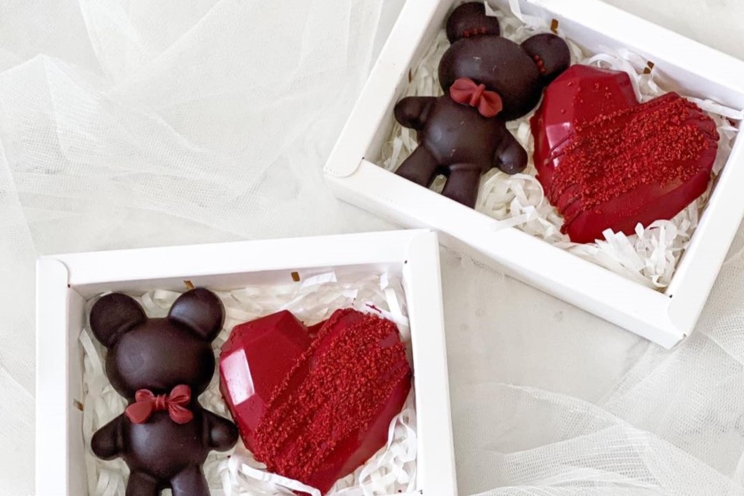 Chocolate van dat hang du Valentine trung Tet hinh anh