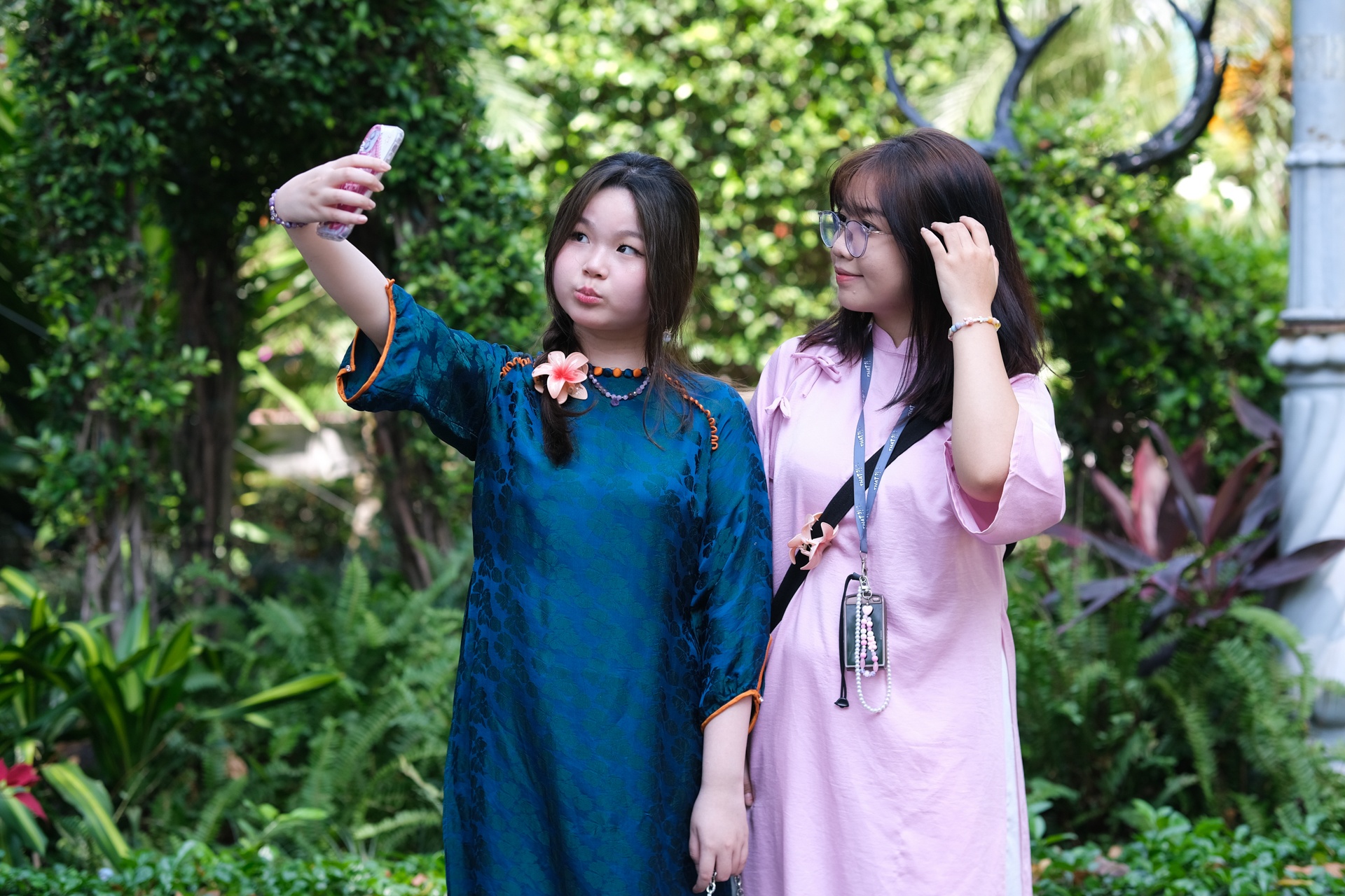 Lich dong cua Thao Cam Vien ngay dieu binh hinh anh