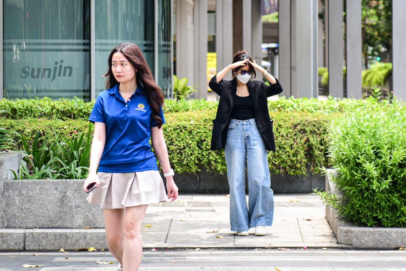 Bua com trua 150.000 dong lam kho dan cong so khu 'dat vang' hinh anh