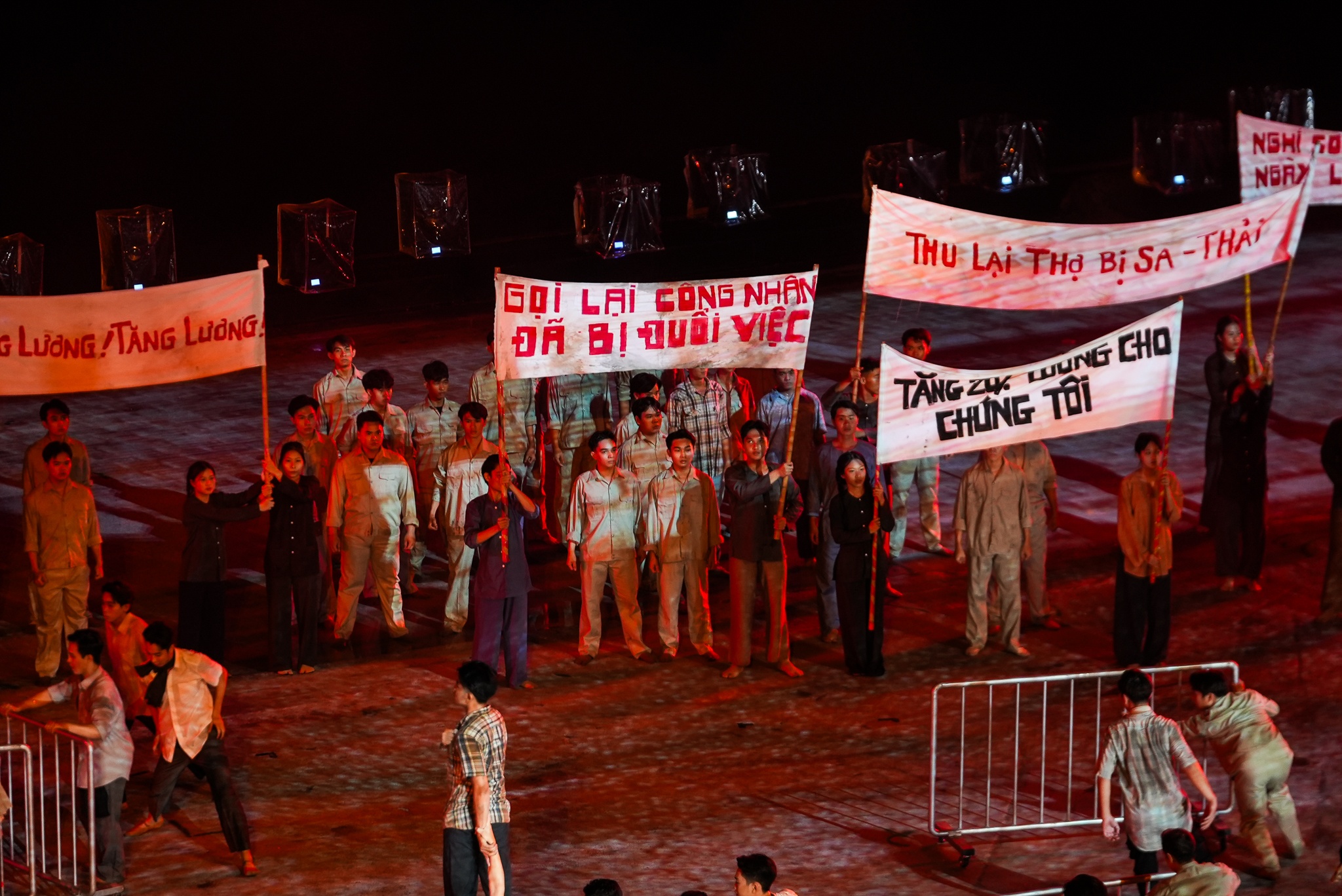 Le hoi Song nuoc anh 8