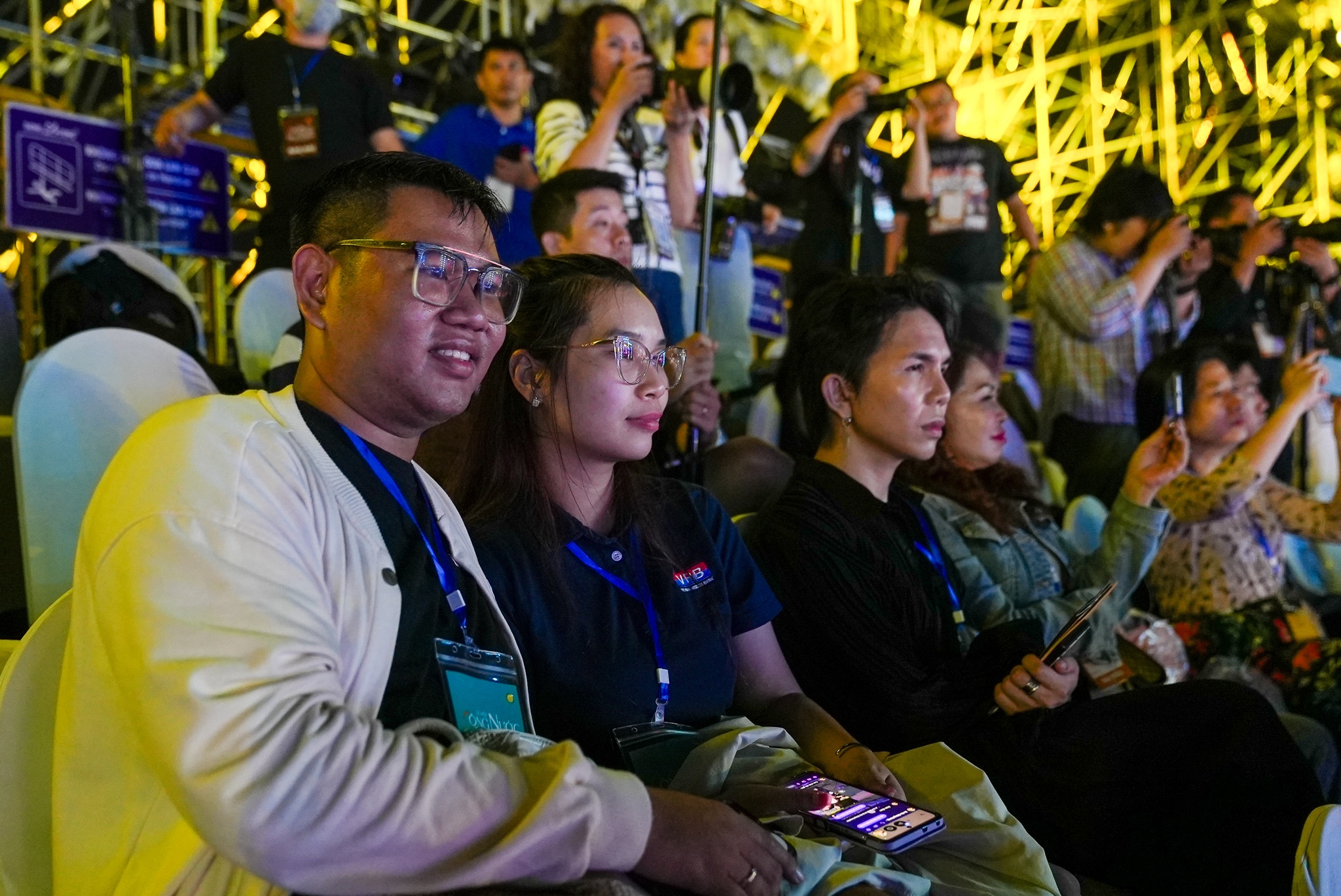 Le hoi Song nuoc anh 7