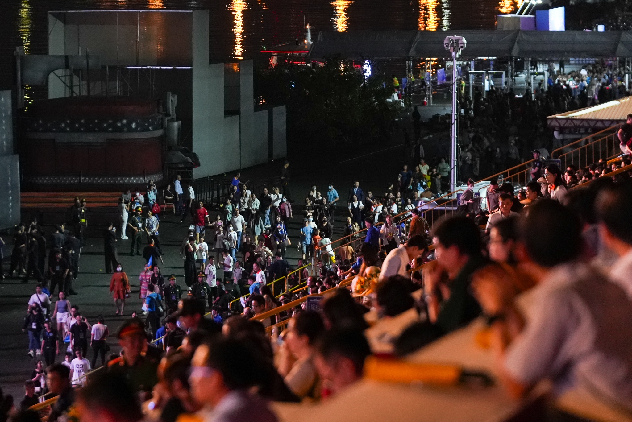 Le hoi Song nuoc anh 1