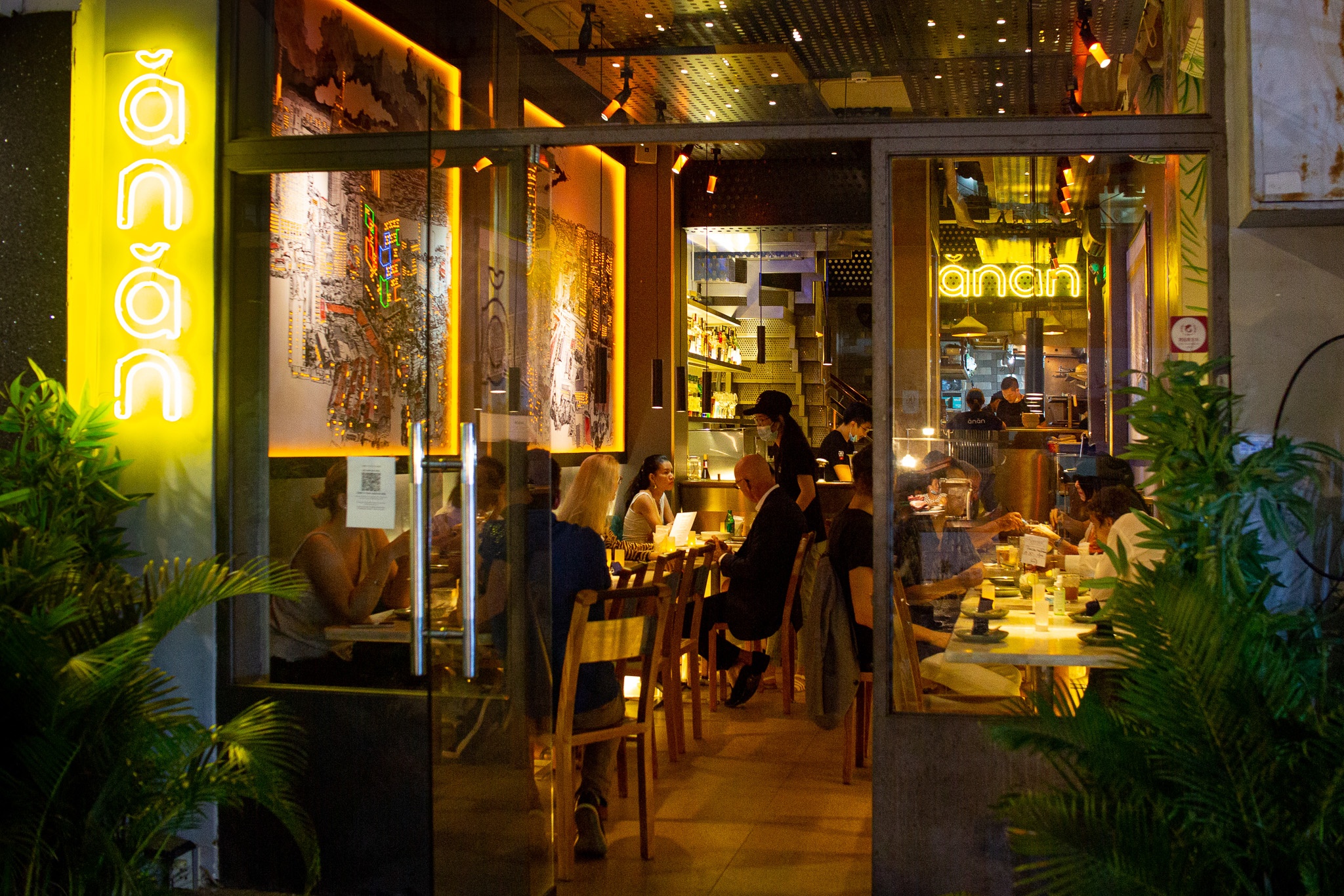 Nhà hàng sao Michelin ở TP.HCM có gì ?
