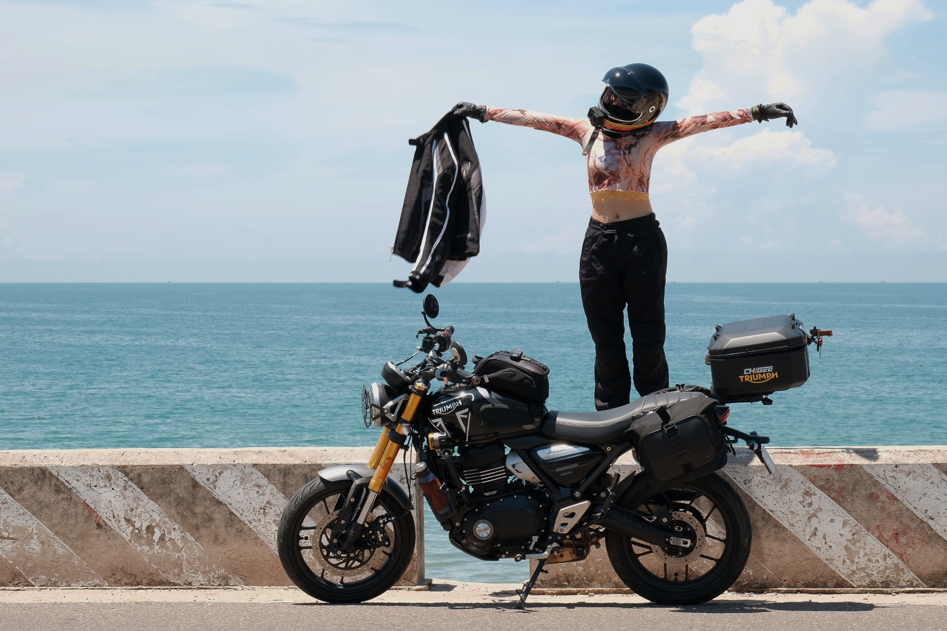Toi lai moto doc hanh hon 5.000 km, chinh phuc tu dai dinh deo hinh anh