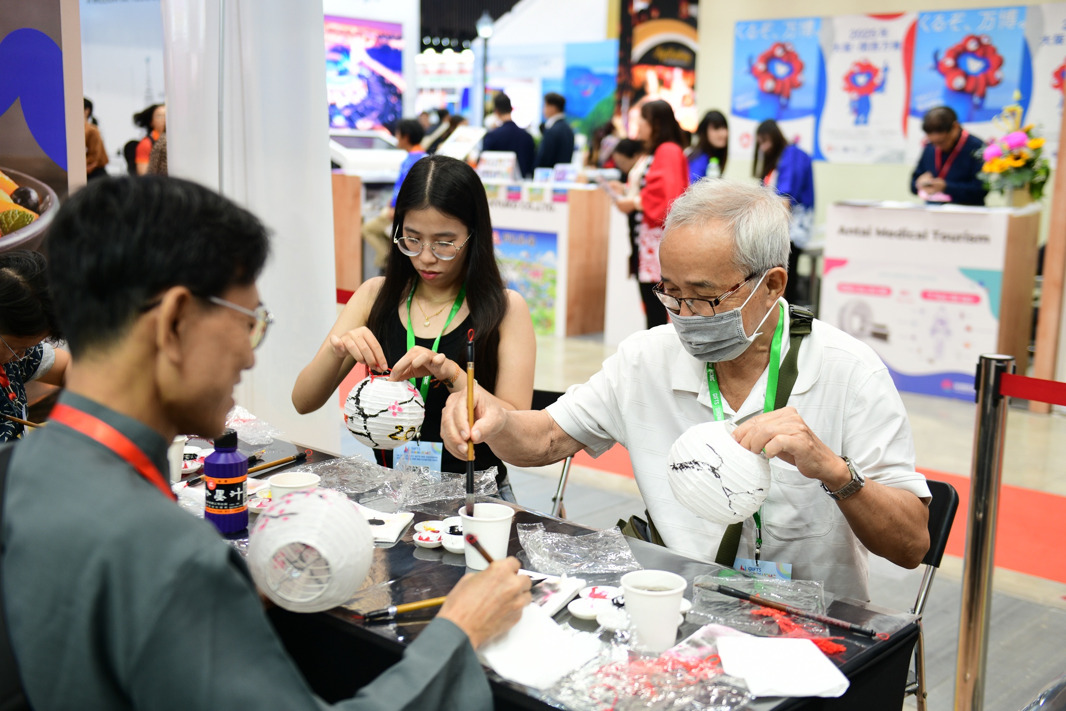 Hon 11.460 cuoc hen thuong mai B2B duoc xuc tien tai ITE HCMC 2024 hinh anh