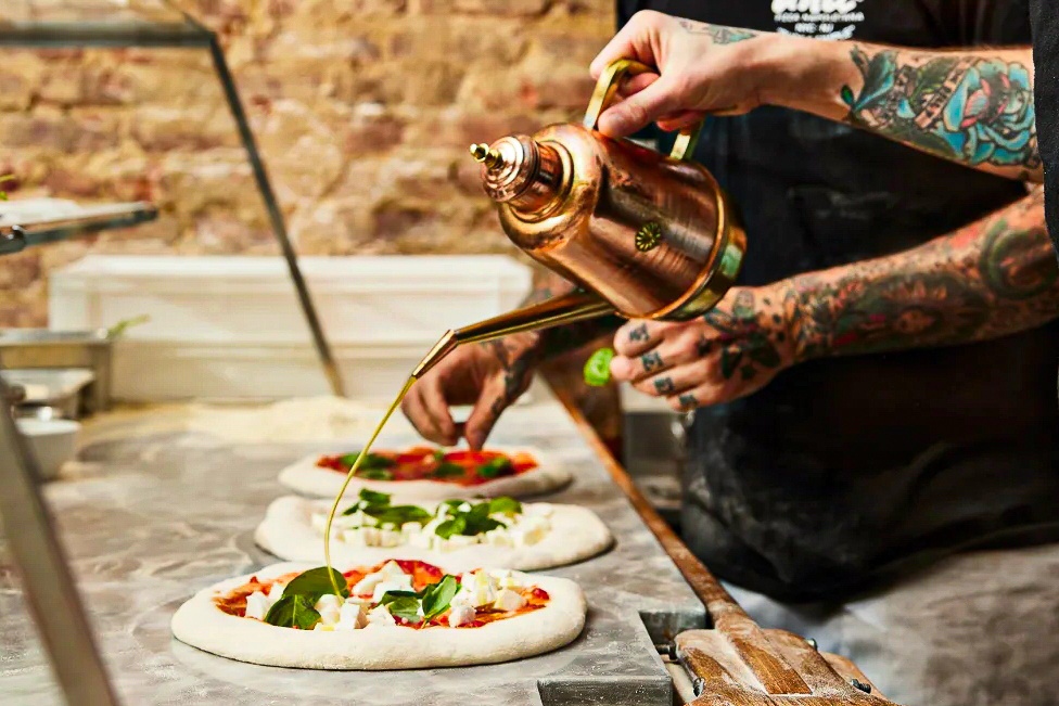 Chiec pizza ngon nhat the gioi khong nam o Italy hinh anh