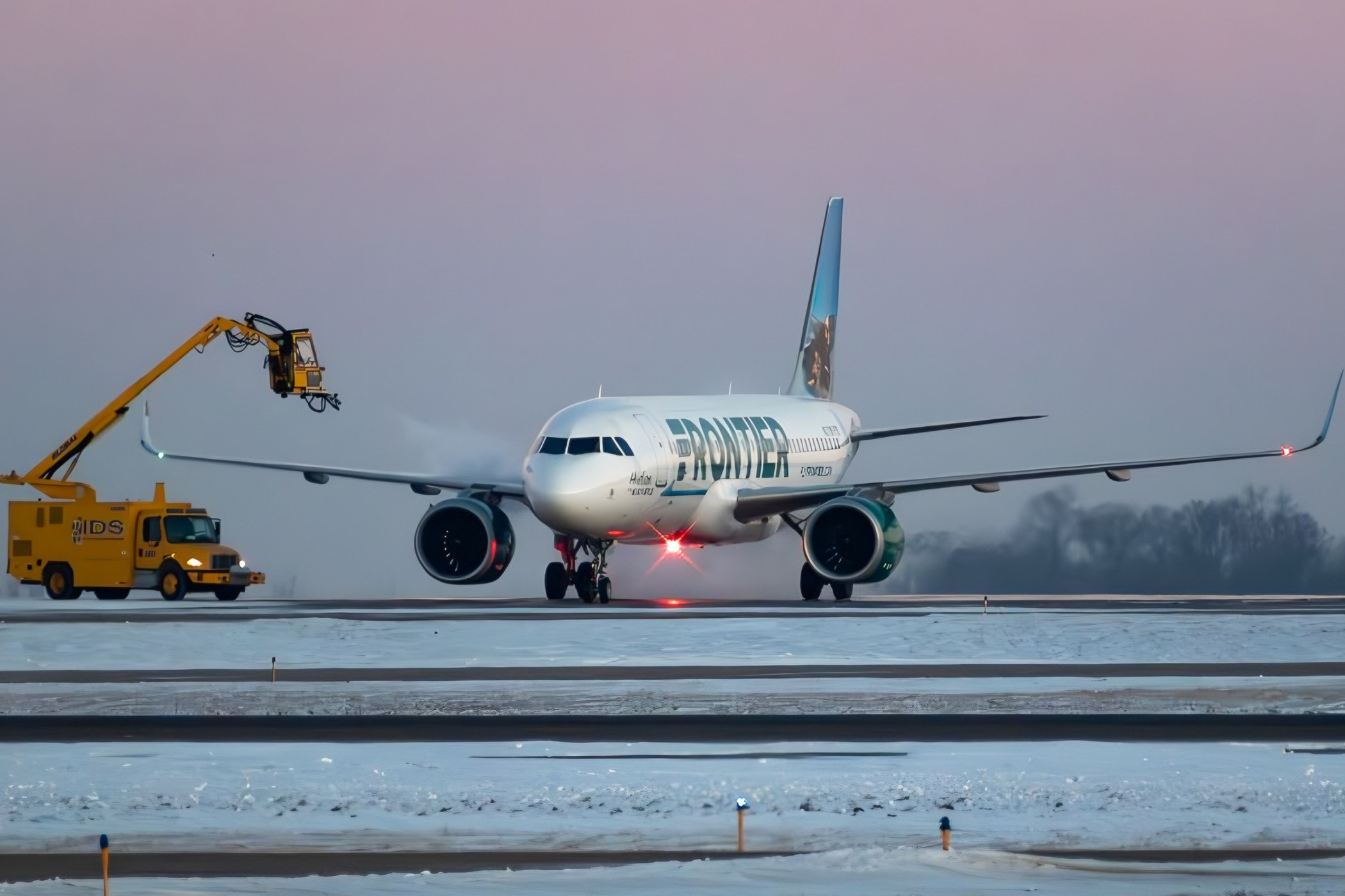 Hang hang khong 'duoi khach' nhieu nhat the gioi hinh anh