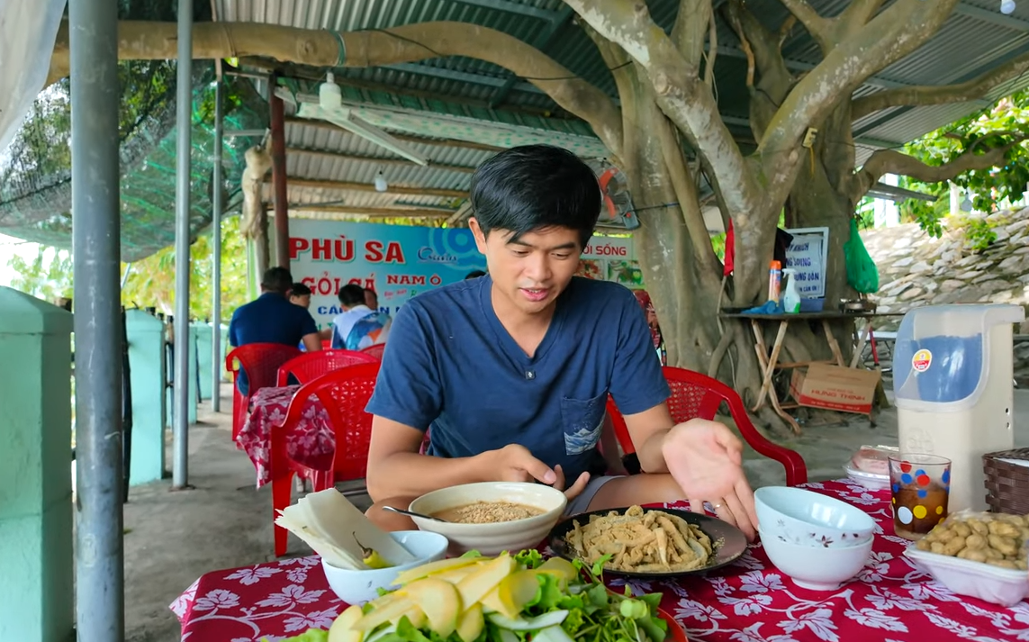 Ho Hoa Trung anh 3