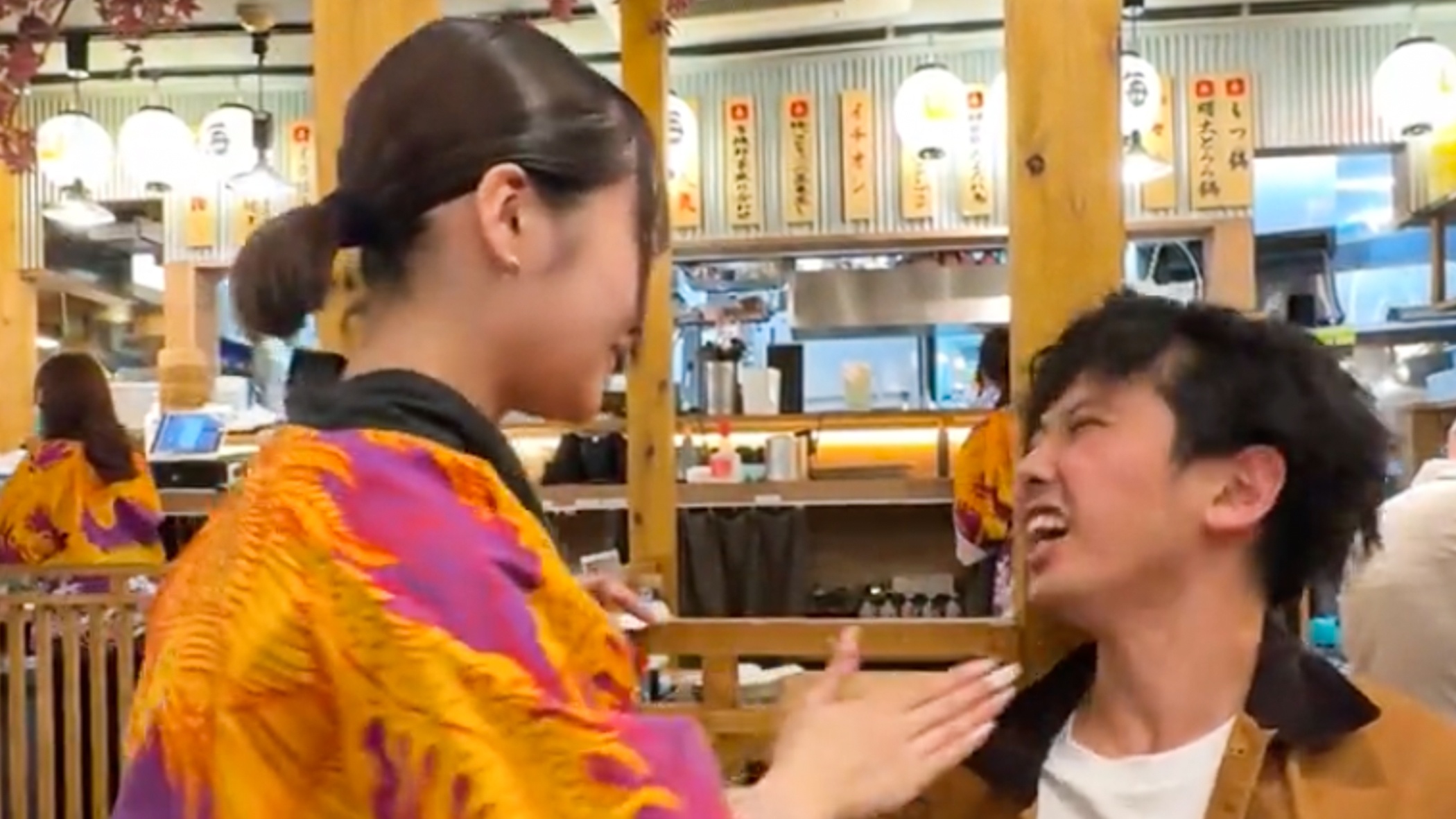 Cham dut dich vu tra tien de duoc 'tat tinh ruou' tai Nhat hinh anh