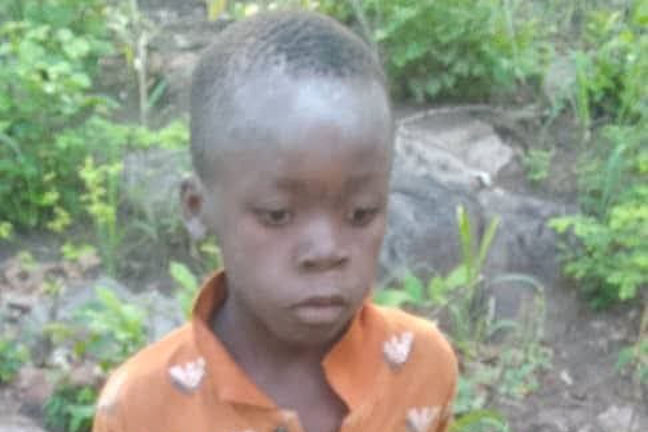 5 ngay sinh ton 'than ky' cua cau be trong rung su tu chau Phi hinh anh