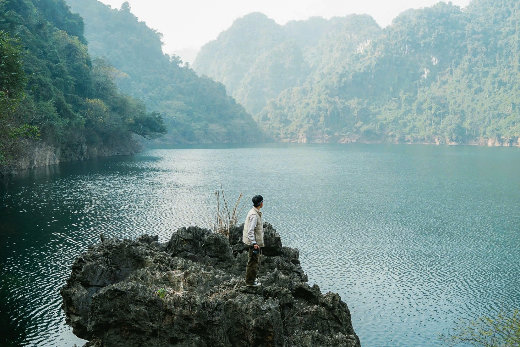 'Vinh Ha Long tren can' hut khach o Hoa Binh hinh anh