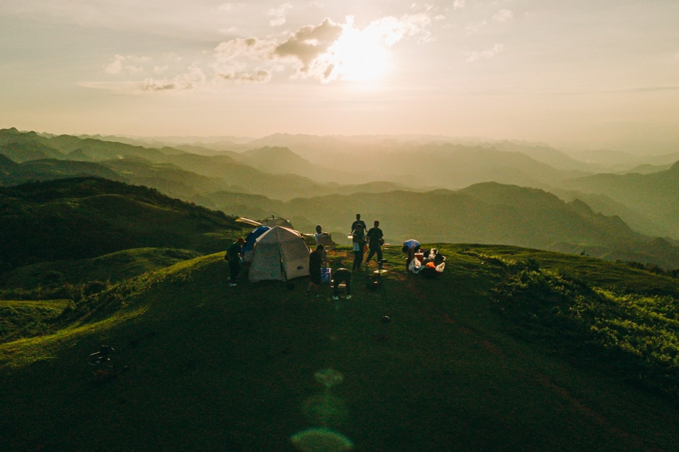 Ngam 4 mua trong 1 ngay tai diem 'san may' cach Ha Noi 170 km hinh anh