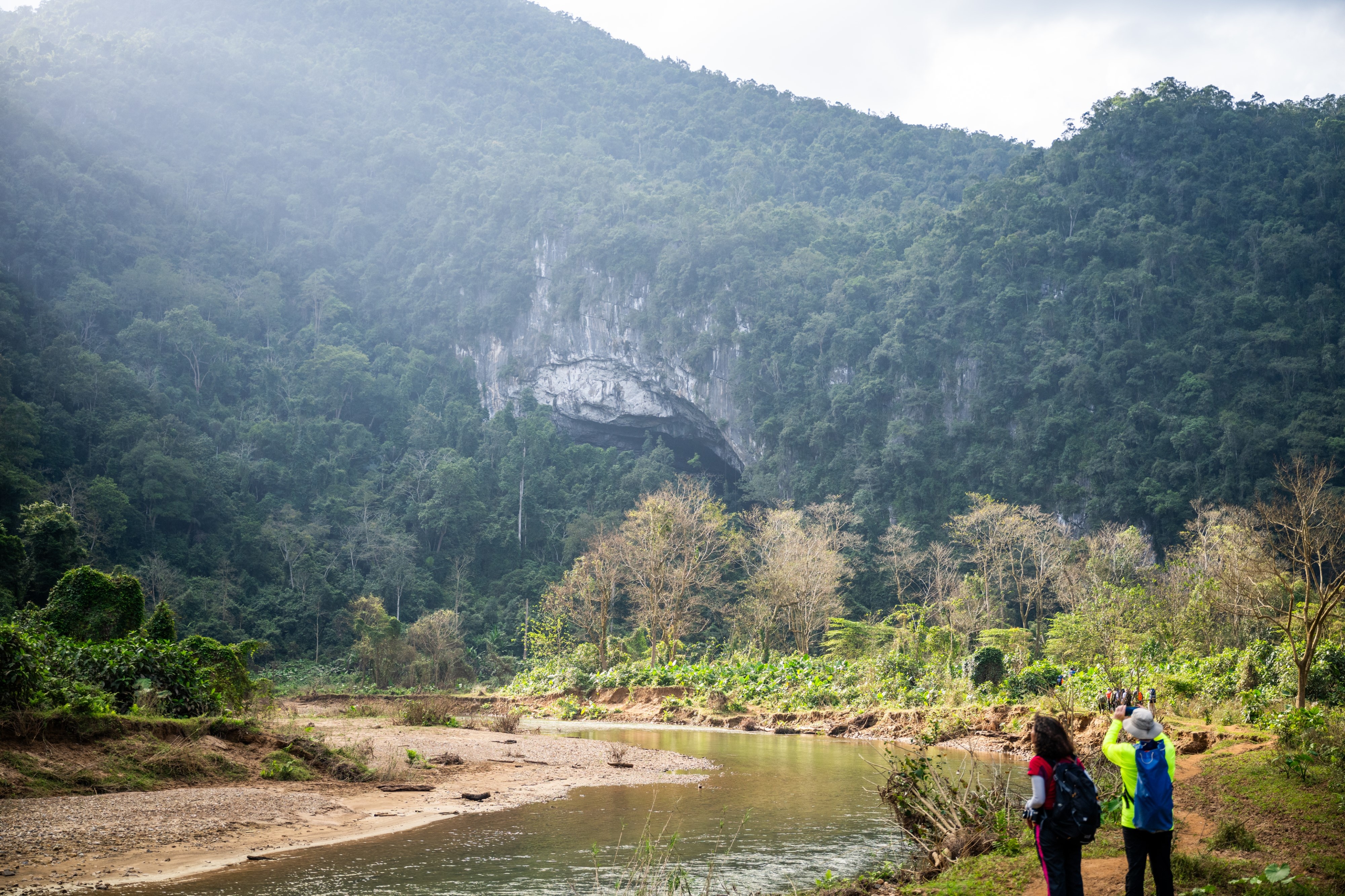 Hang Son Doong anh 2