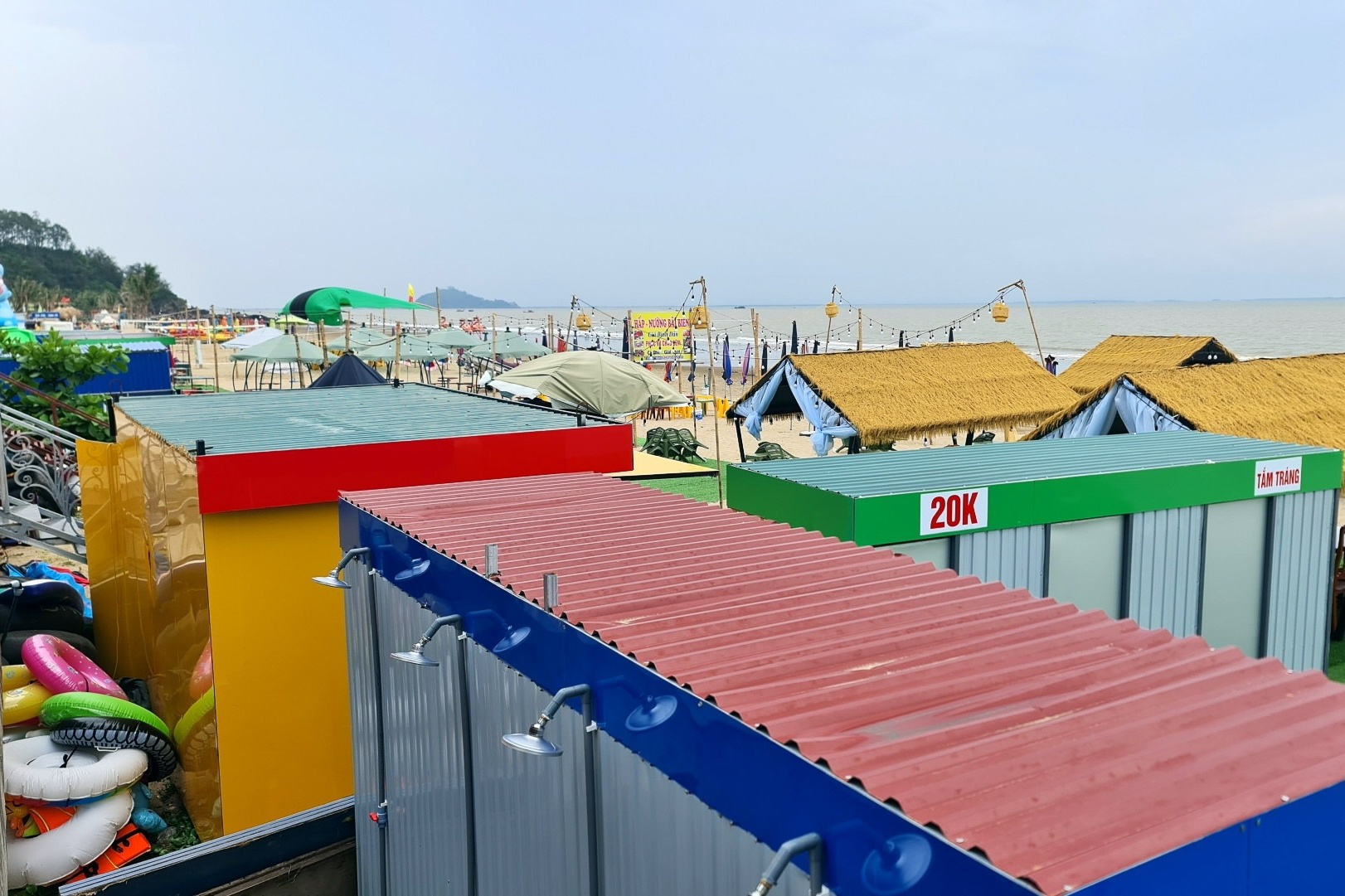 Khach kho so tim duong xuong bien Thanh Hoa hinh anh