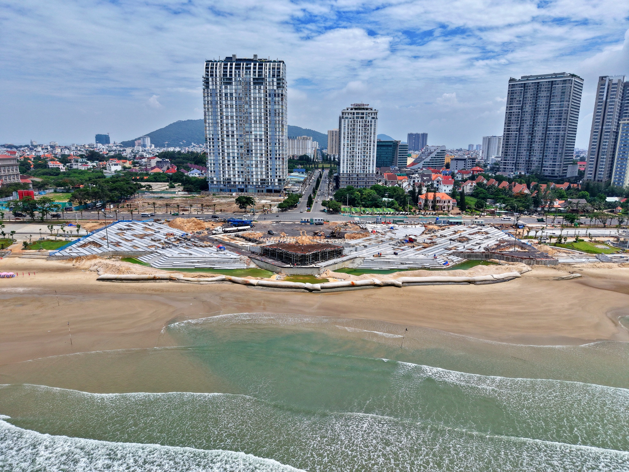 Cong vien Bai Sau,  Dien mao Bai Sau,  Du lich Vung Tau,  Bien TP.HCM anh 1
