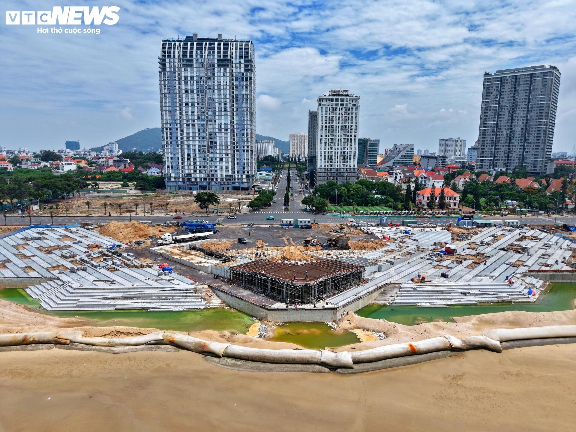Cong vien Bai Sau,  Dien mao Bai Sau,  Du lich Vung Tau,  Bien TP.HCM anh 4