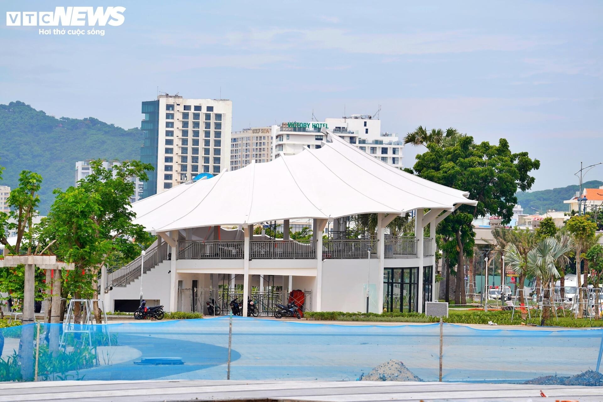 Cong vien Bai Sau,  Dien mao Bai Sau,  Du lich Vung Tau,  Bien TP.HCM anh 8
