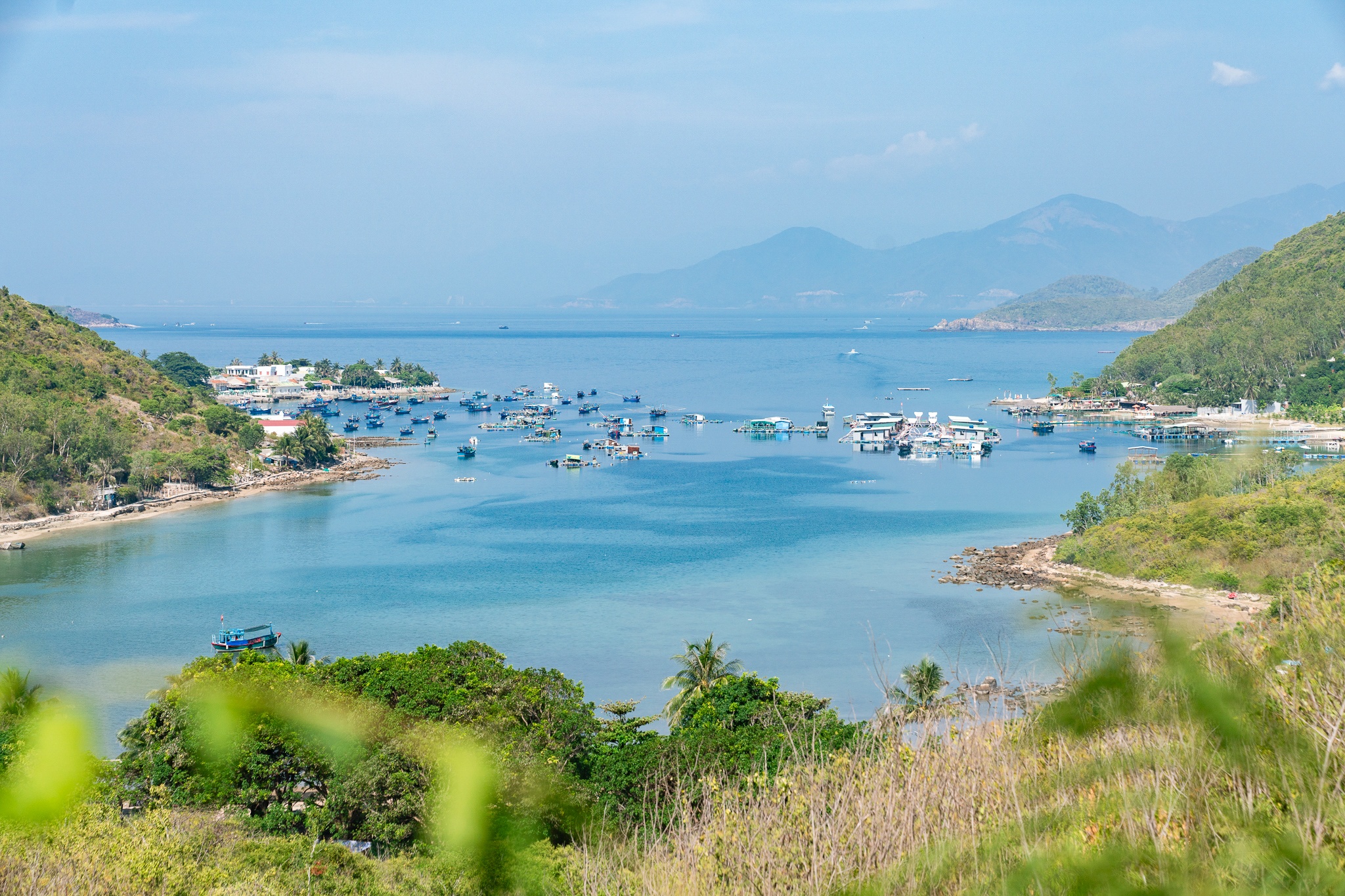 Bich Dam Nha Trang anh 1