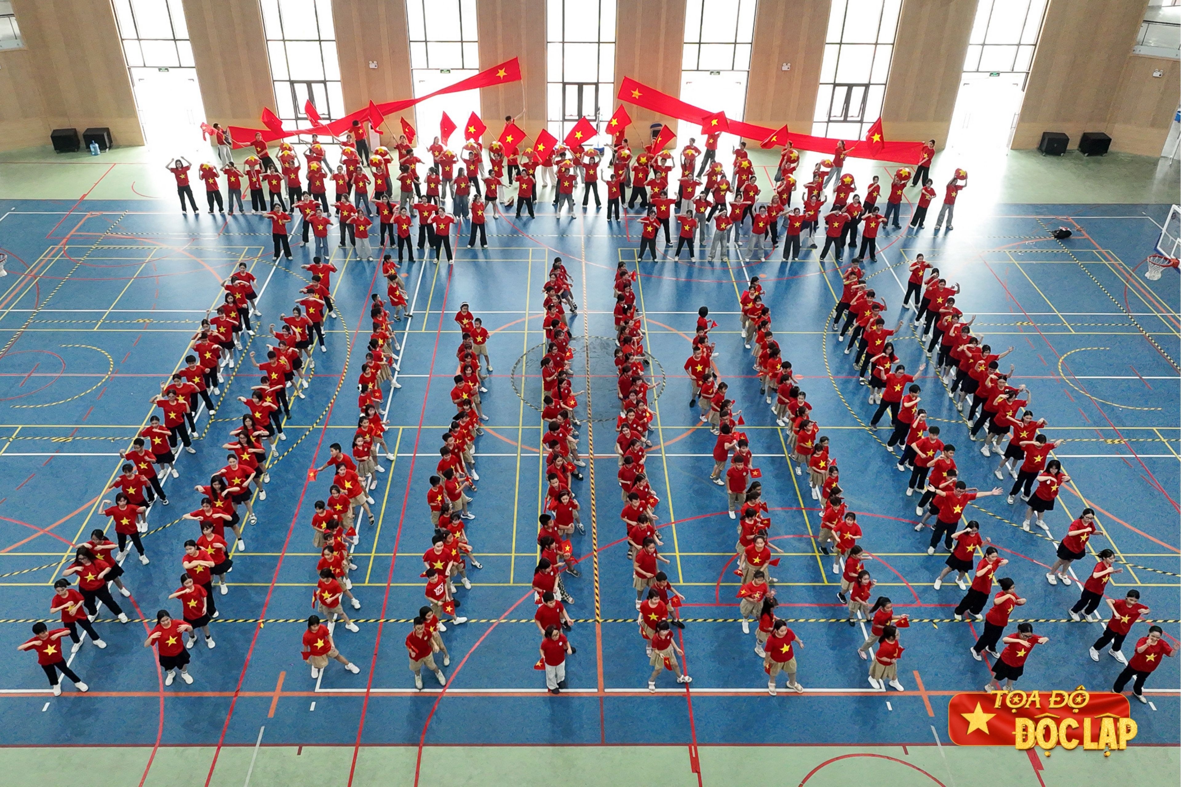 Flashmob Lễ hội Độc Lập, Flashmob Quốc khánh Hà Nội, Lễ hội Độc Lập 2/9,  Người trẻ flashmob,  Quốc khánh 2/9, Biểu diễn flashmob Hà Nội, Cung Thiếu nhi Hà Nội ảnh 1 Flashmob Le hoi Doc Lap, Flashmob Quoc khanh Ha Noi, Le hoi Doc Lap 2/9,  Nguoi tre flashmob,  Quoc khanh 2/9, Bieu dien flashmob Ha Noi, Cung Thieu nhi Ha Noi anh 1