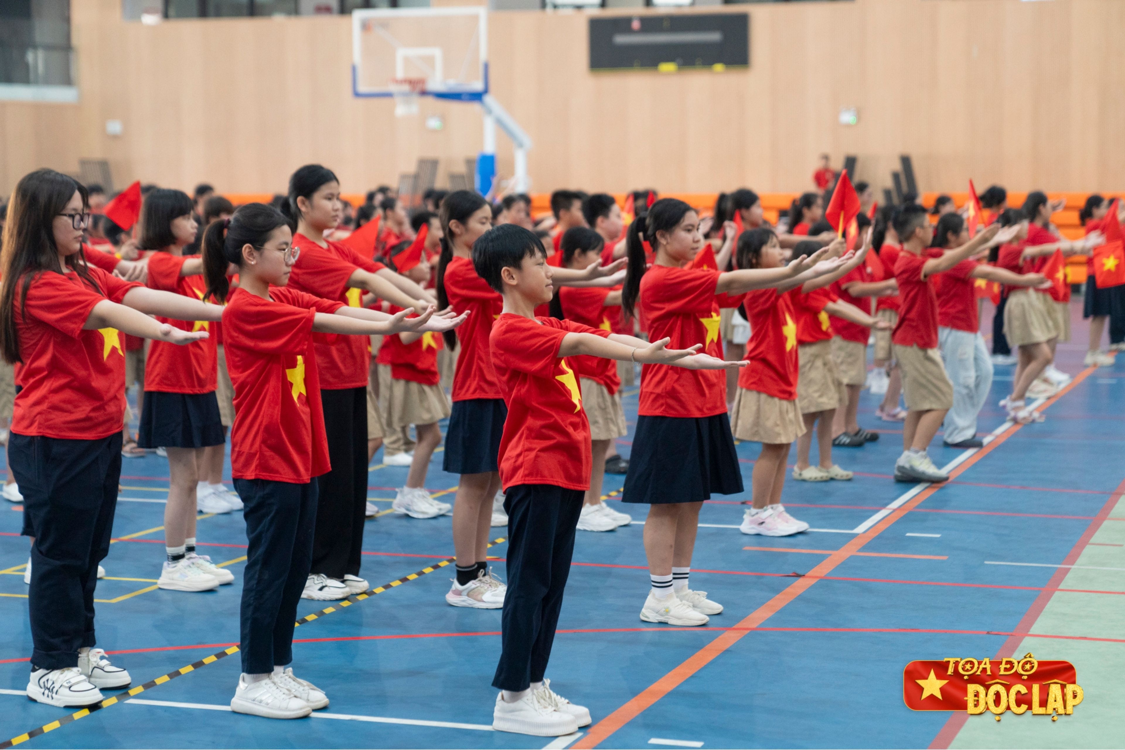 Flashmob Lễ hội Độc Lập, Flashmob Quốc khánh Hà Nội, Lễ hội Độc Lập 2/9,  Người trẻ flashmob,  Quốc khánh 2/9, Biểu diễn flashmob Hà Nội, Cung Thiếu nhi Hà Nội ảnh 7 Flashmob Le hoi Doc Lap, Flashmob Quoc khanh Ha Noi, Le hoi Doc Lap 2/9,  Nguoi tre flashmob,  Quoc khanh 2/9, Bieu dien flashmob Ha Noi, Cung Thieu nhi Ha Noi anh 7