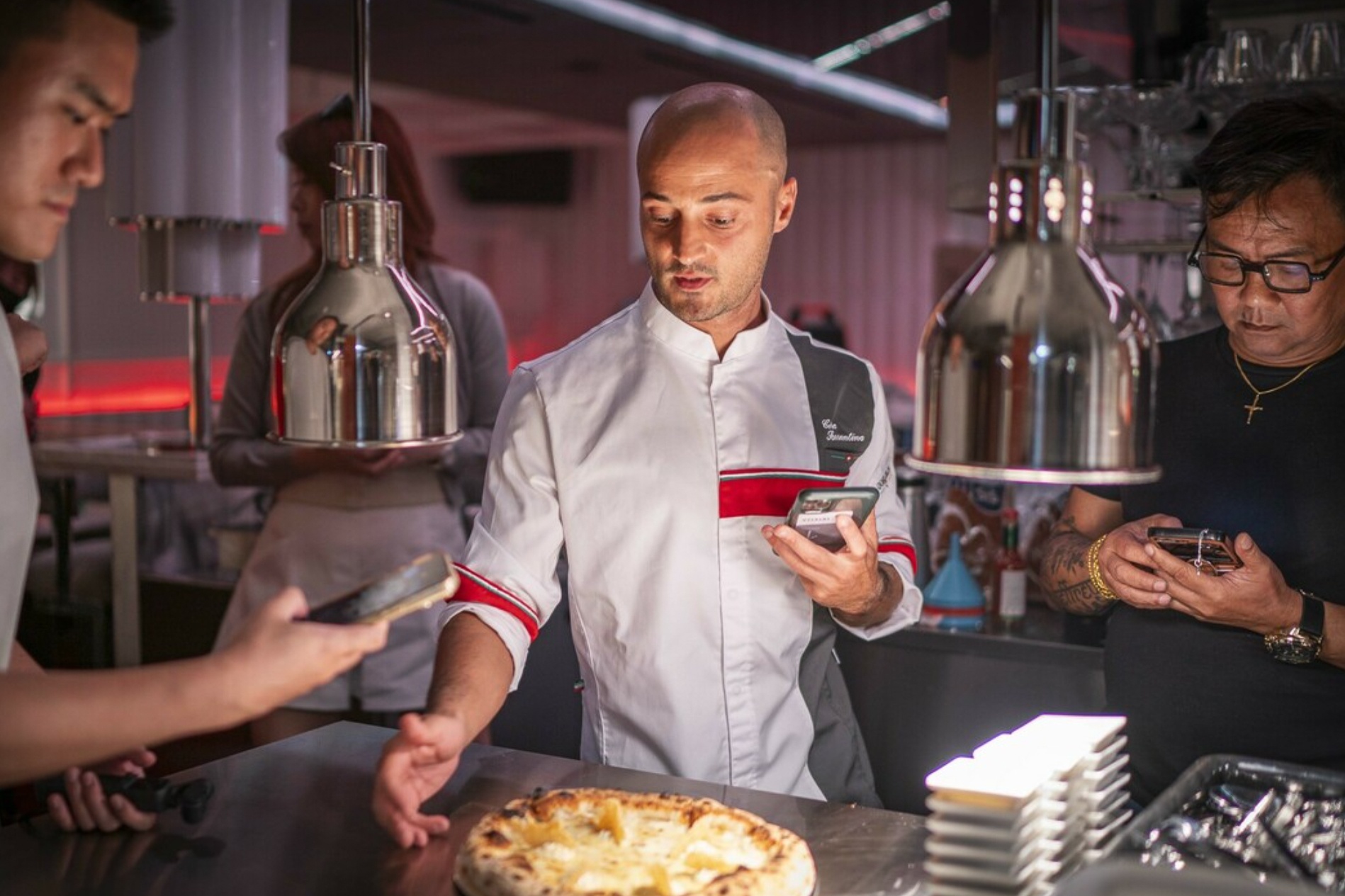 Nha hang pizza Viet Nam duy nhat lot top 50 chau A hinh anh