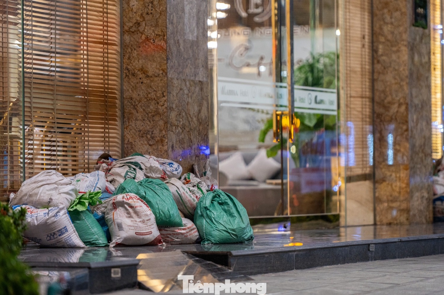 Tam bien Bai Chay anh 24