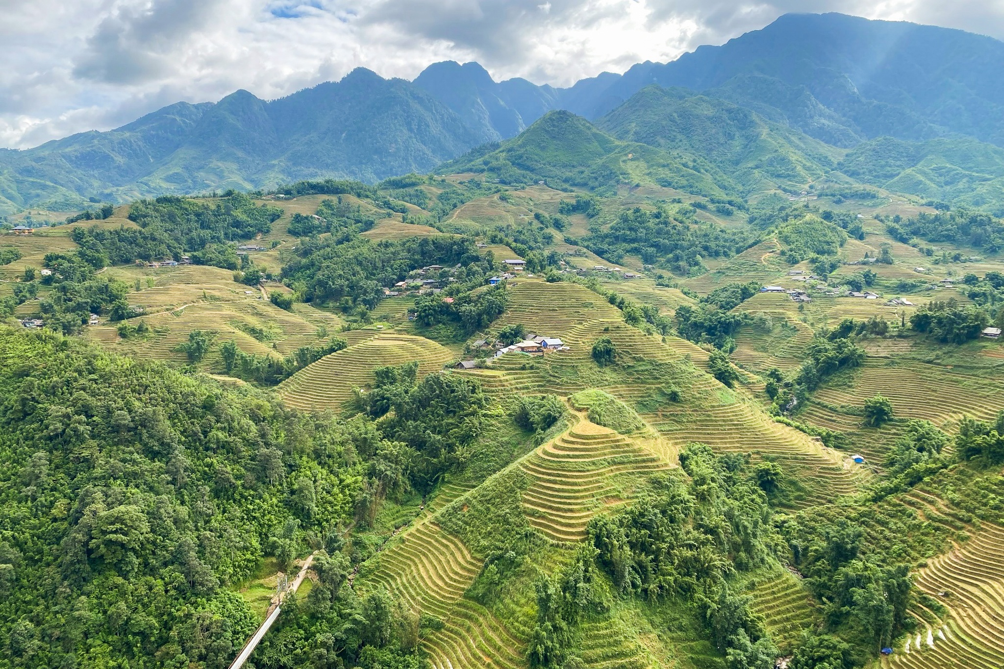 Khach Philippines o Viet Nam anh 13