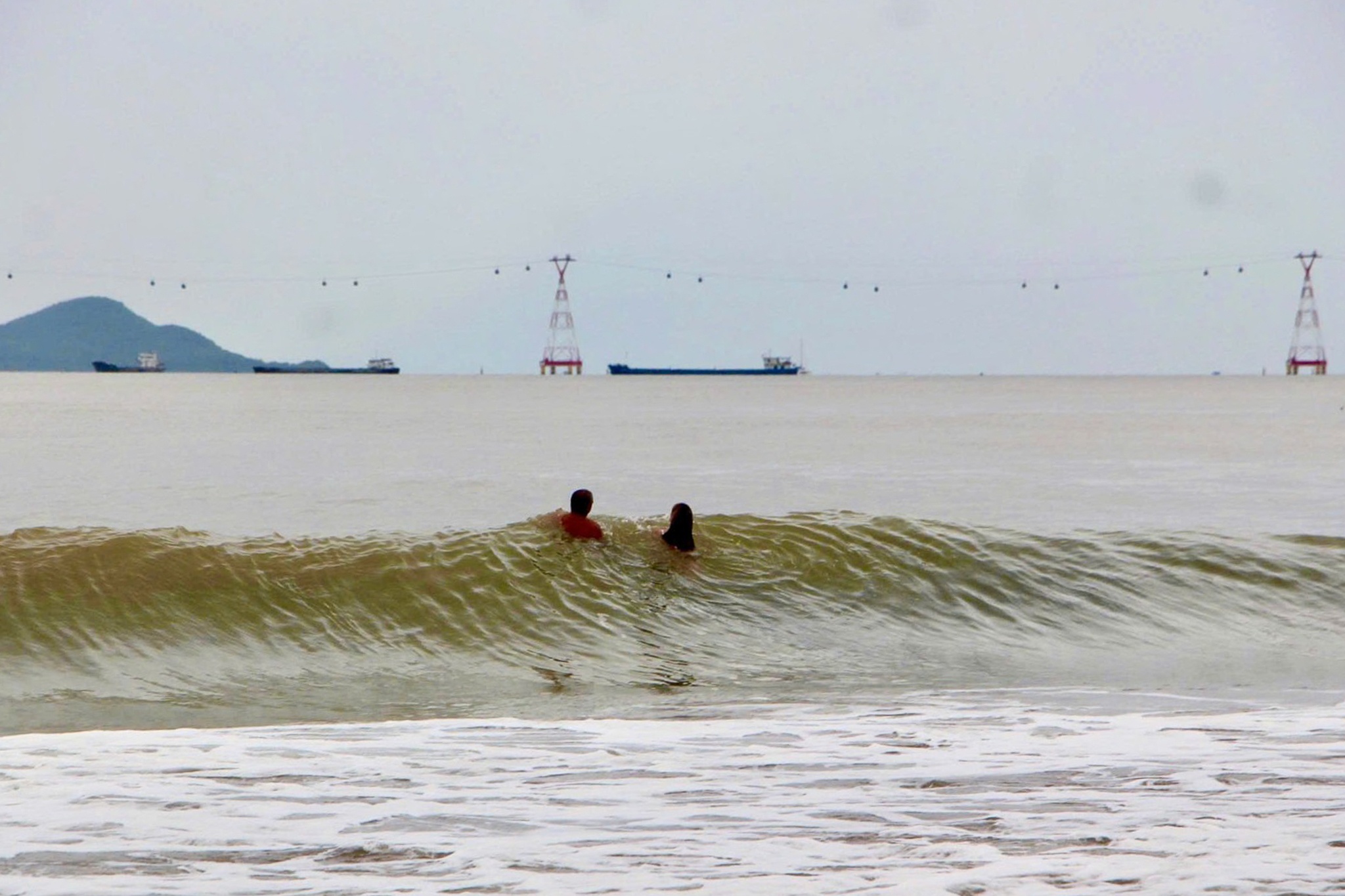 Cấm tắm biển Nha Trang ảnh 4 Cam tam bien Nha Trang anh 4