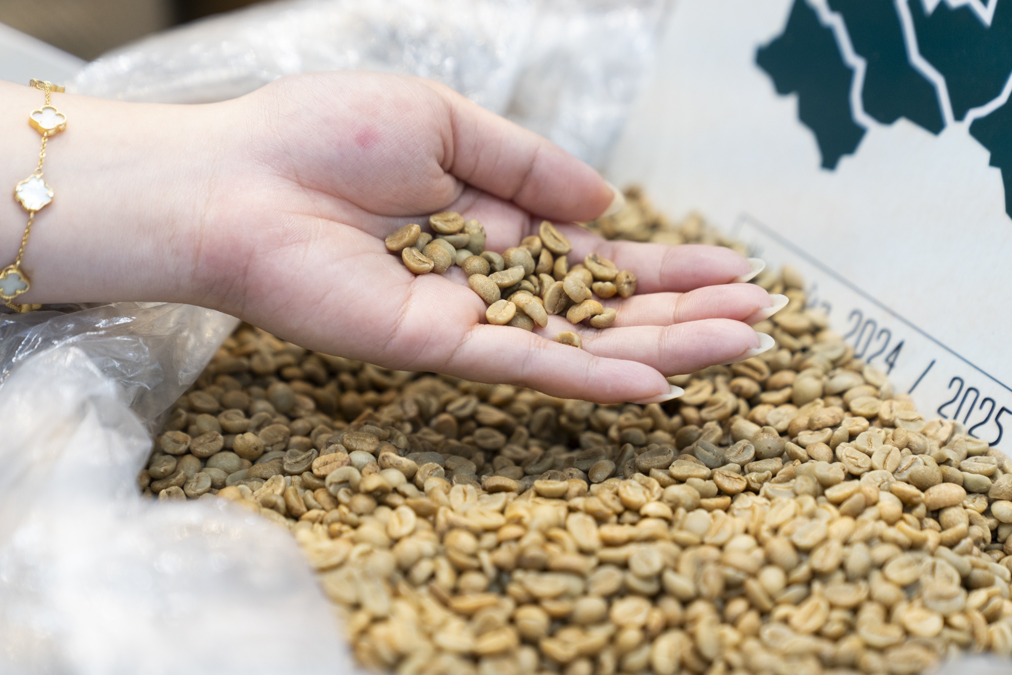 Do uong khong con anh 10