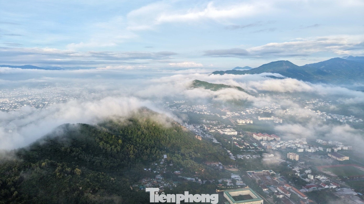 Suong mu Nha Trang anh 9