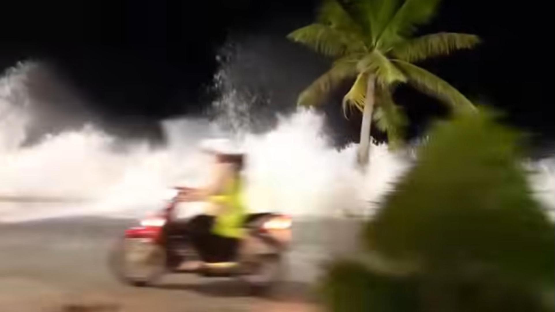 Song bien Nha Trang dang cao tran bo hinh anh