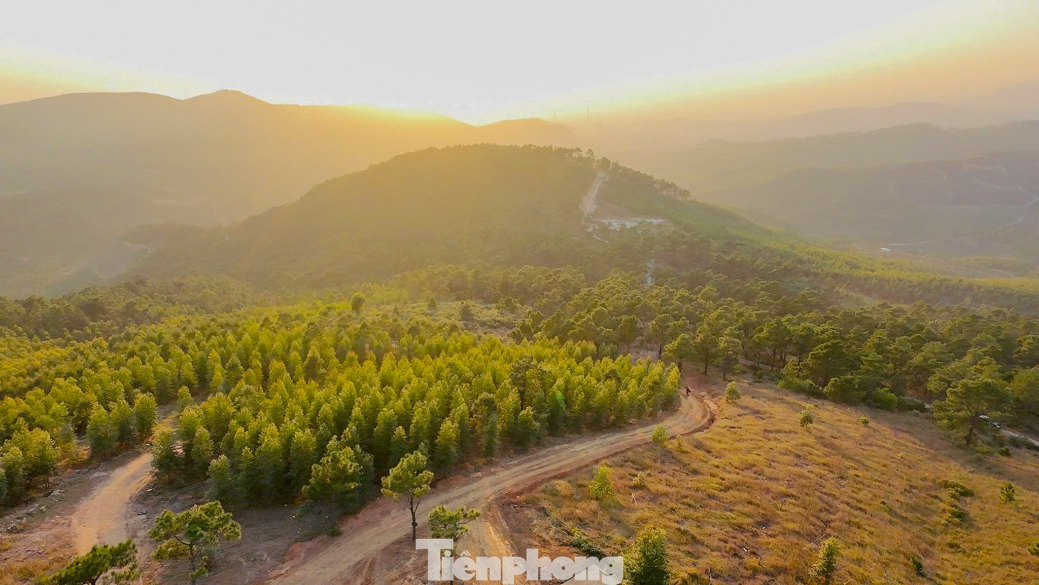 Phoenix Peak foto 1 dinh Phuong Hoang anh 1