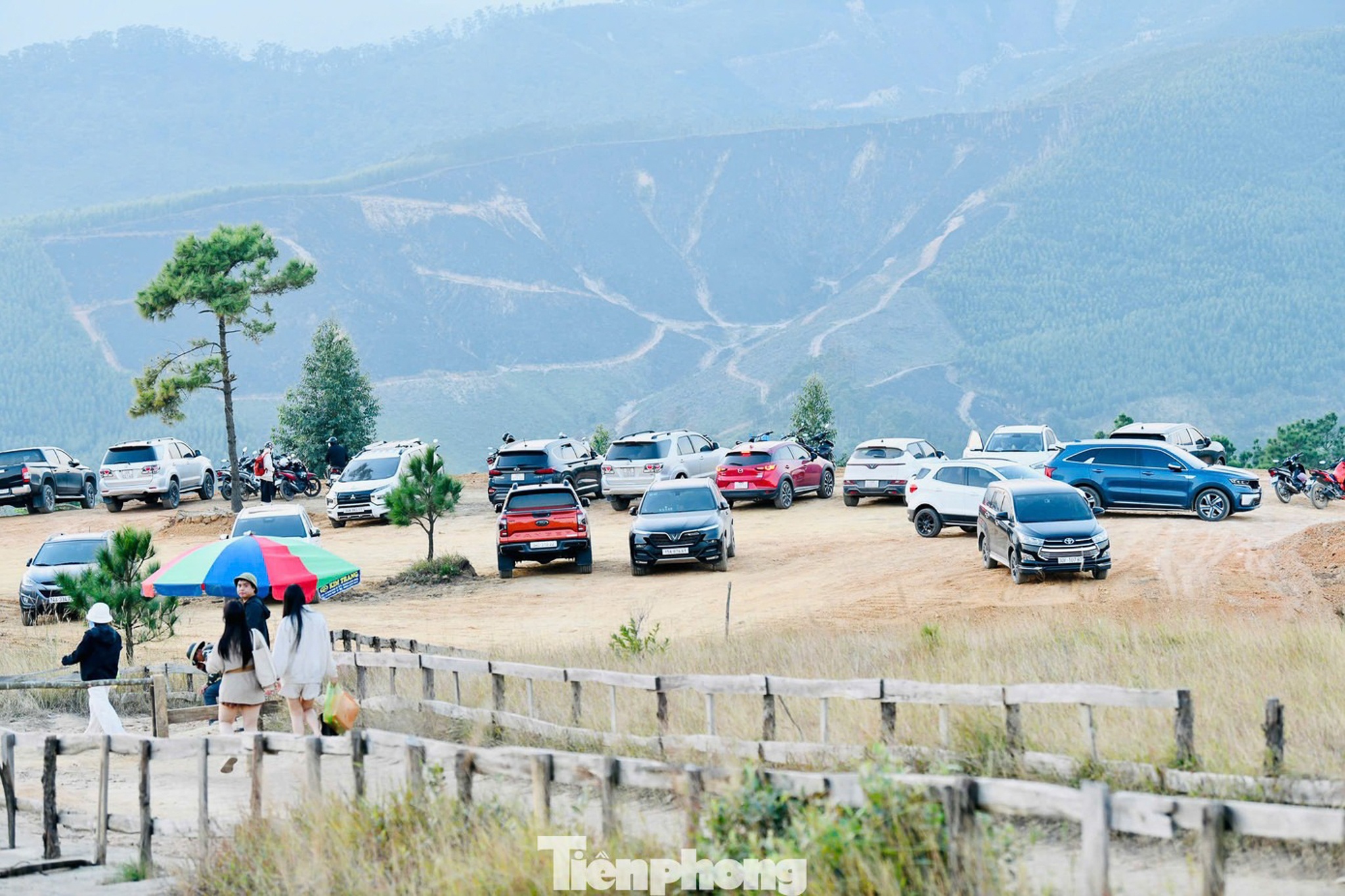 Phoenix Peak foto 12 dinh Phuong Hoang anh 12