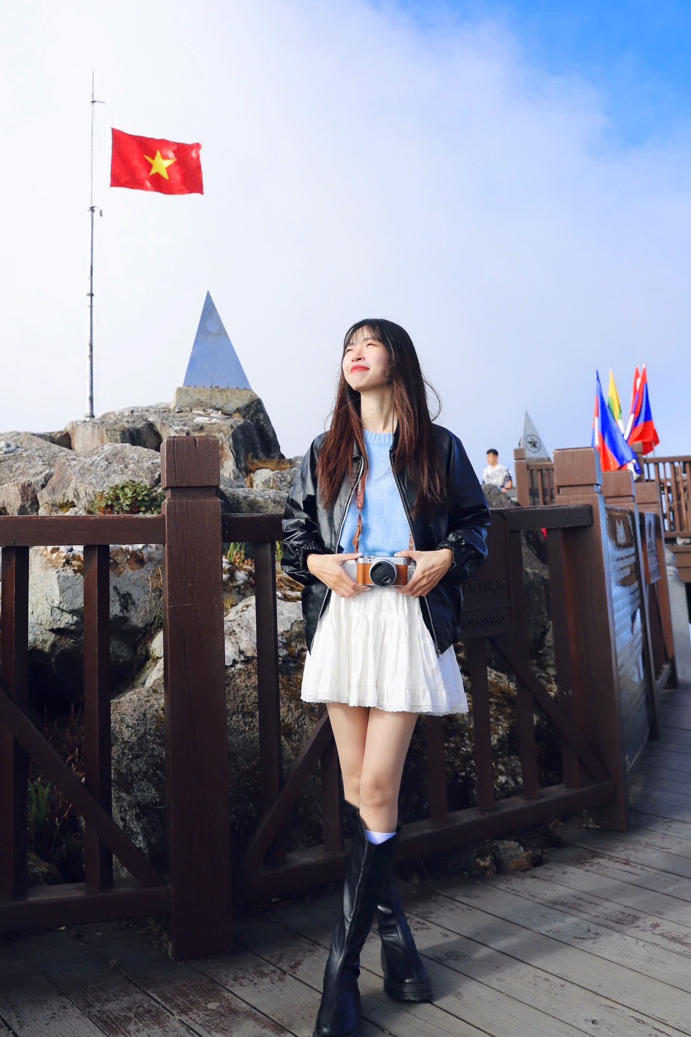 Khach quoc te anh 28